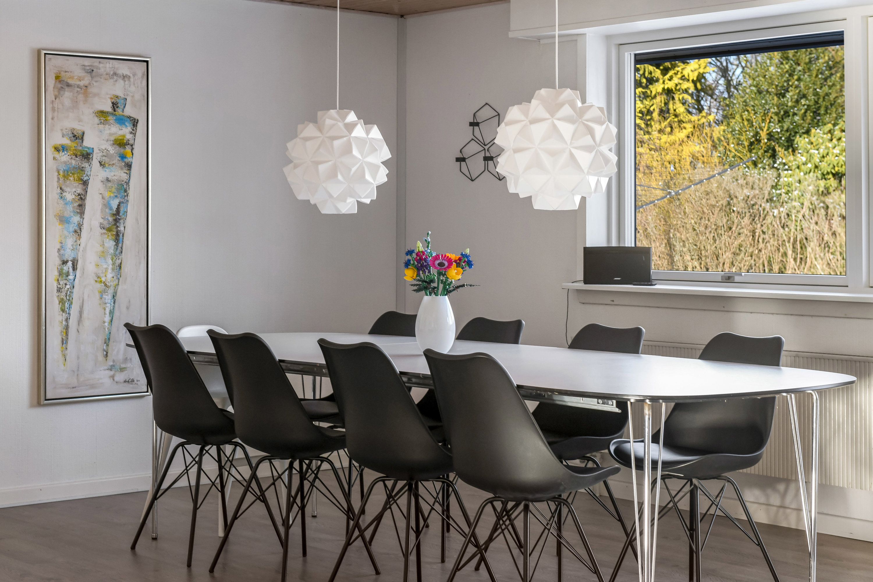 Fremhævet stue billede i fuldskærmstilstand. Billede af Sønderkær 242, 7190 Billund