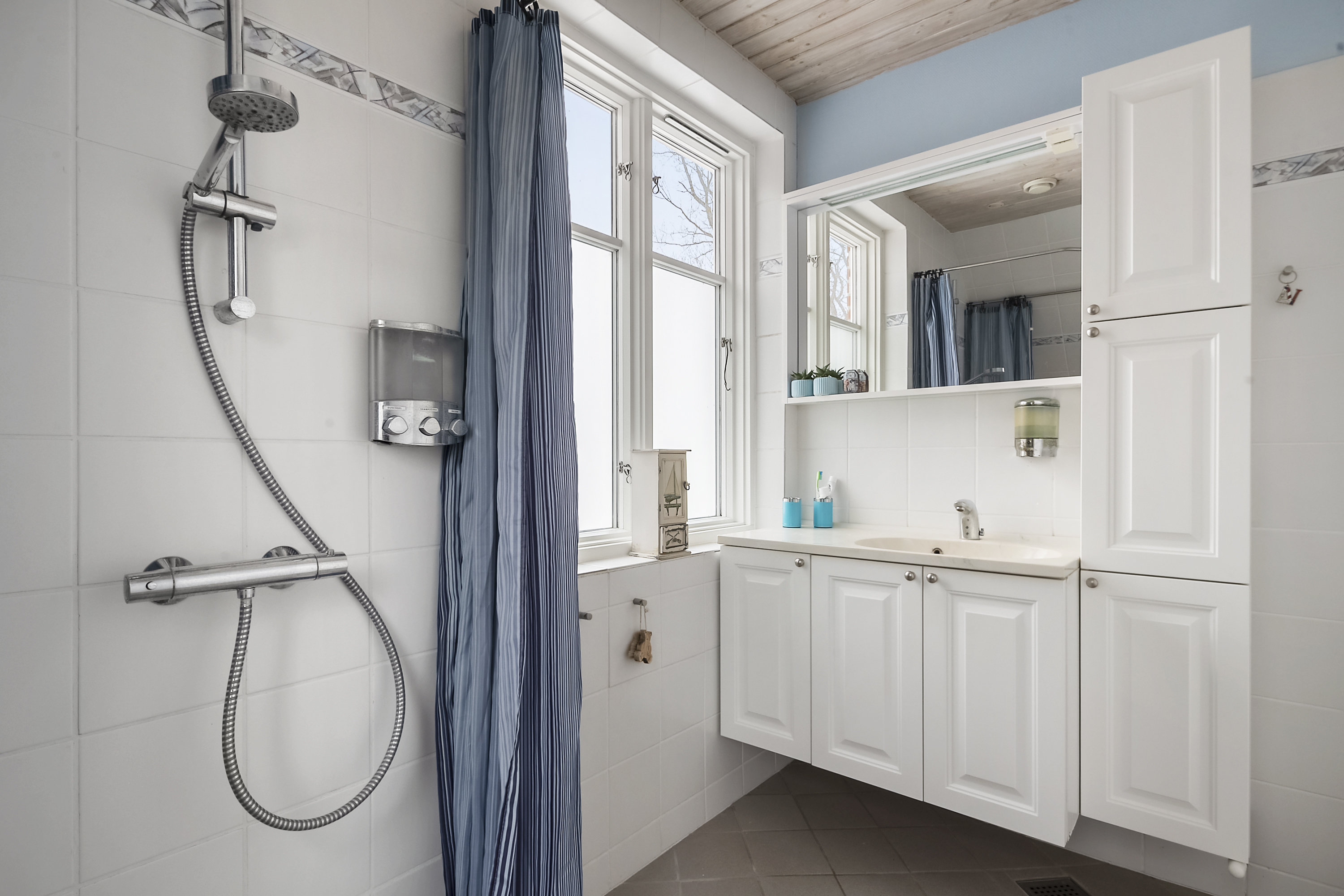 Fremhævet badeværelse billede i fuldskærmstilstand. Billede af Kærbyvej 6, Kasted, 8200 Aarhus N