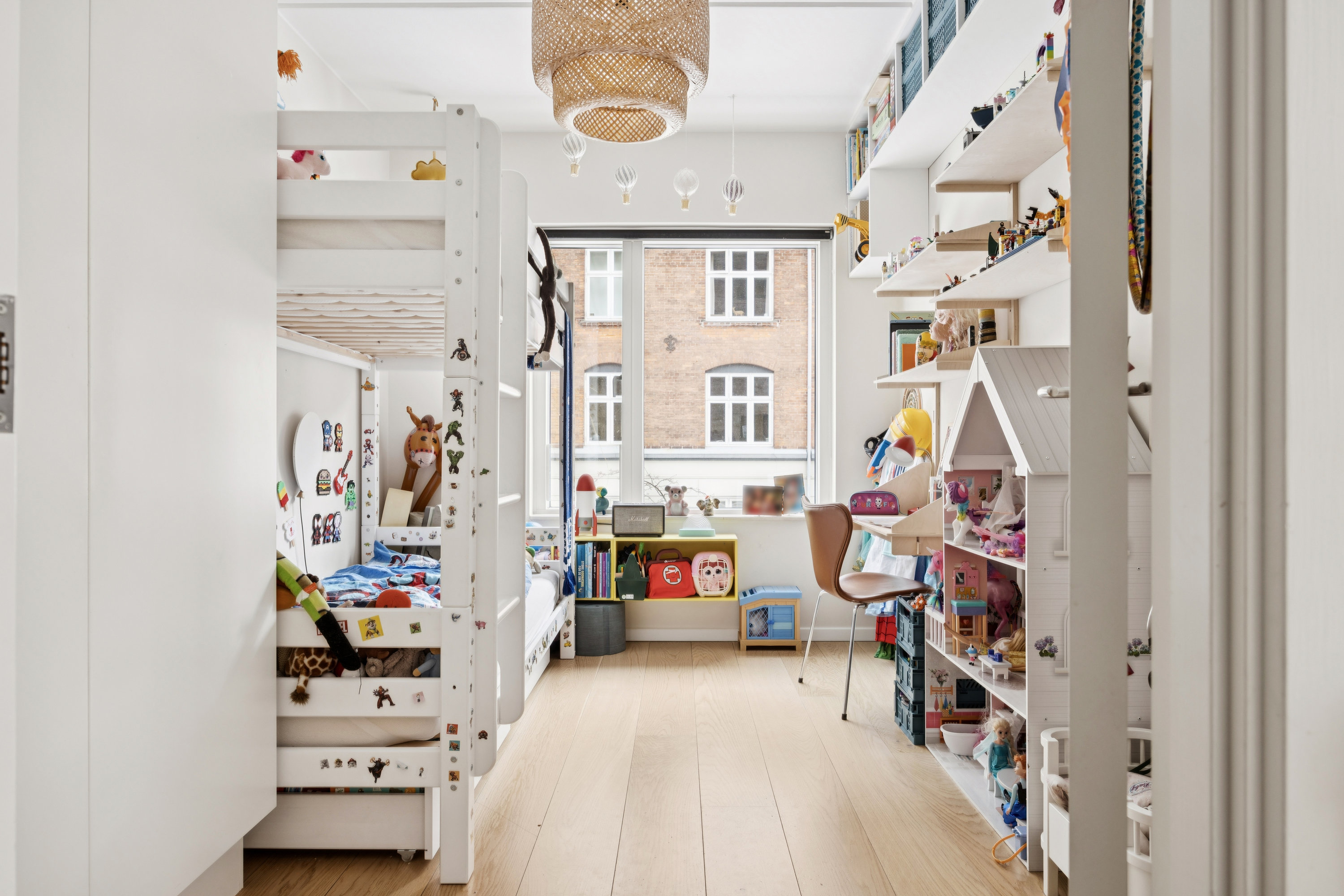 Fremhævet køkken billede i fuldskærmstilstand. Billede af Thurøvej 15, 1. th., 2000 Frederiksberg