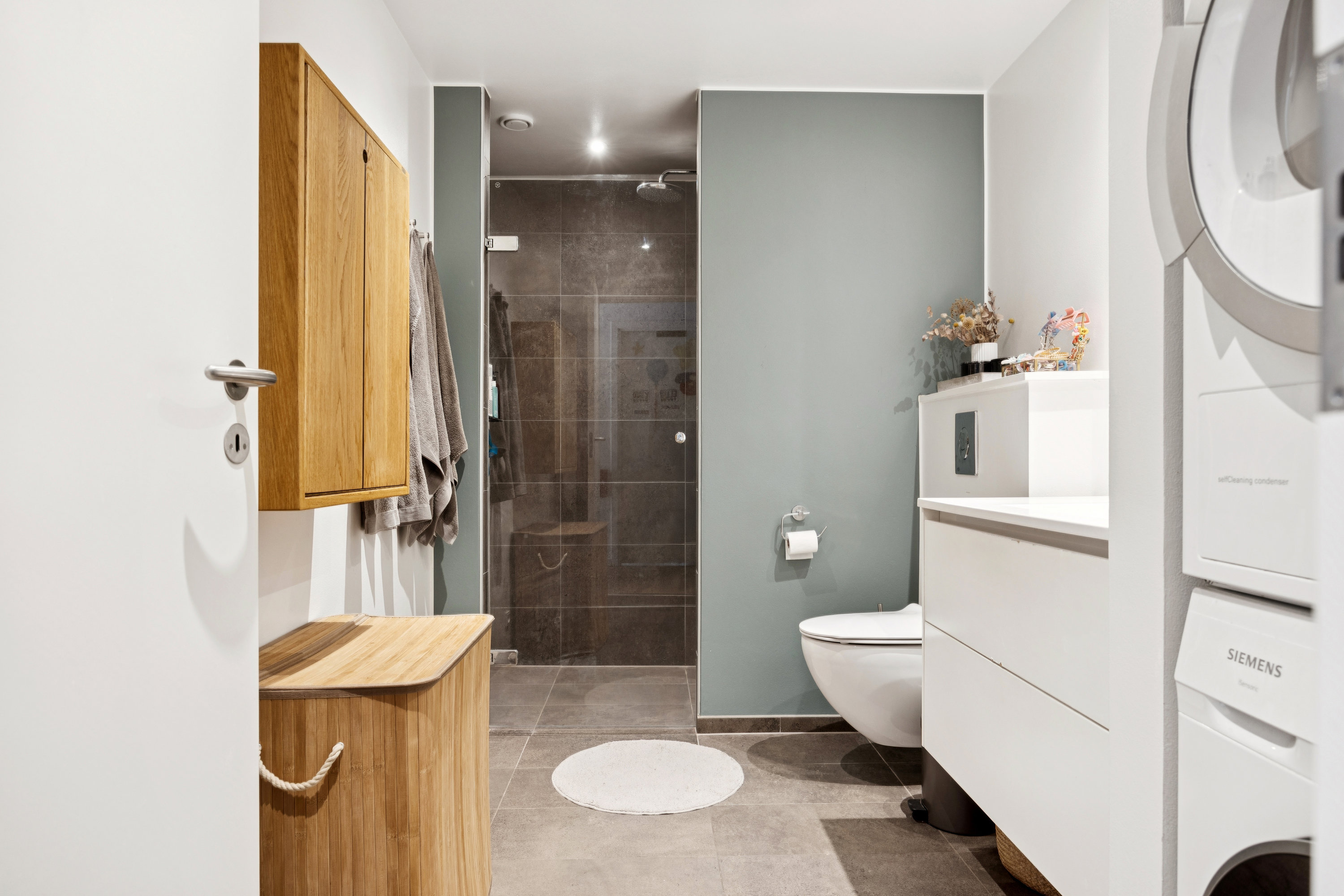 Fremhævet badeværelse billede i fuldskærmstilstand. Billede af Thurøvej 15, 1. th., 2000 Frederiksberg