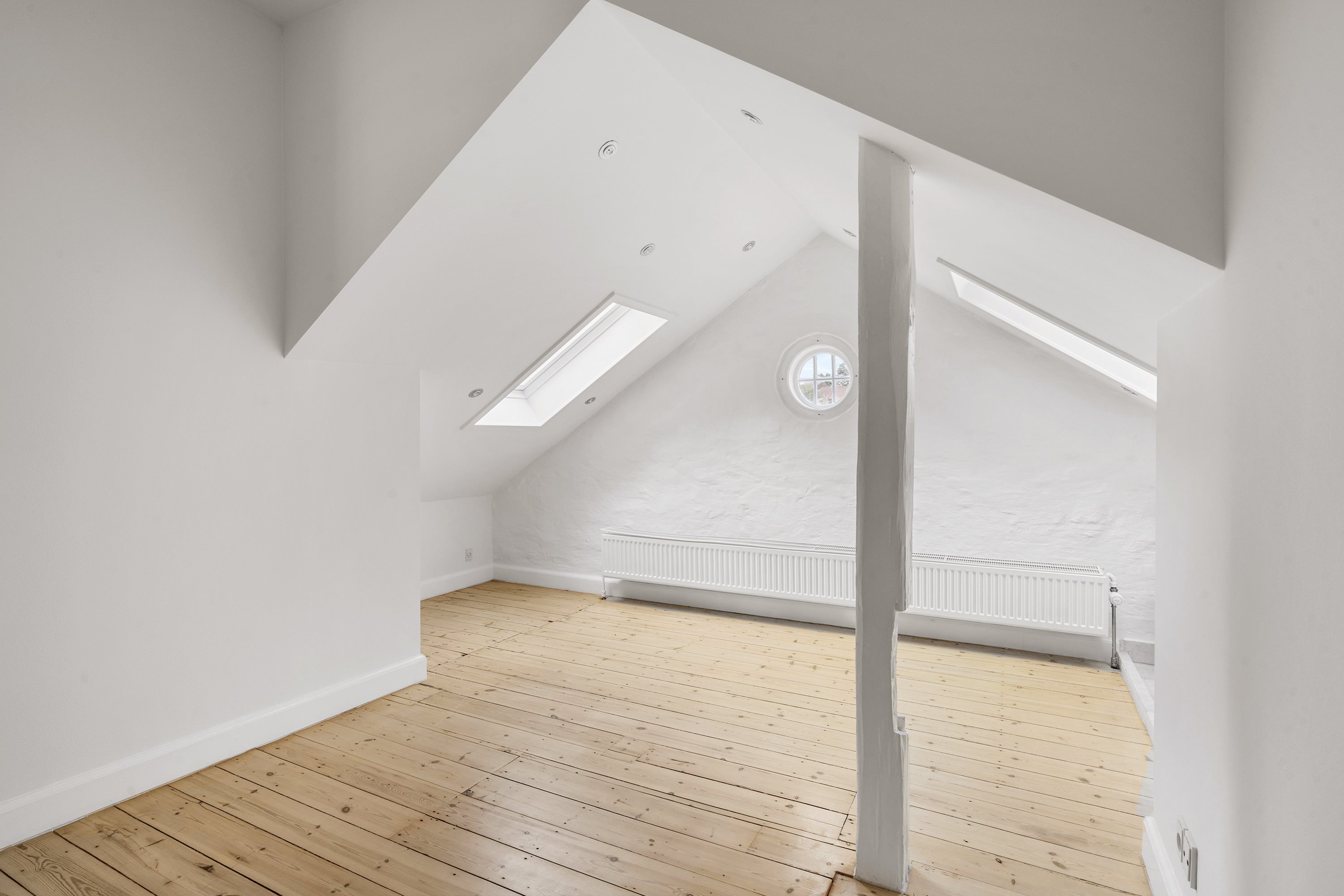 Fremhævet ejendommen billede i fuldskærmstilstand. Billede af Dronninggårds Alle 11, 2840 Holte