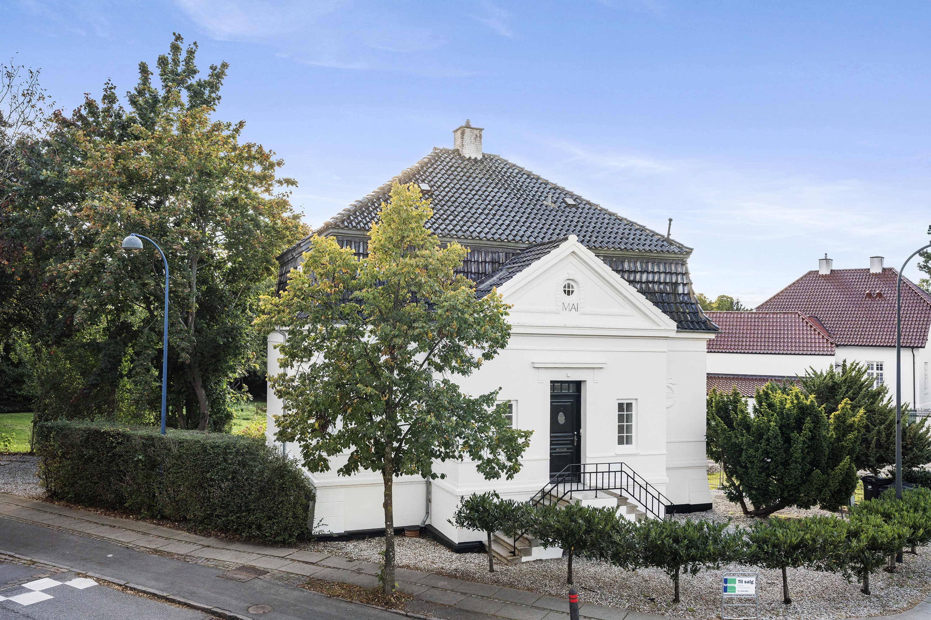 Fremhævet område billede i fuldskærmstilstand. Billede af Dronninggårds Alle 11, 2840 Holte