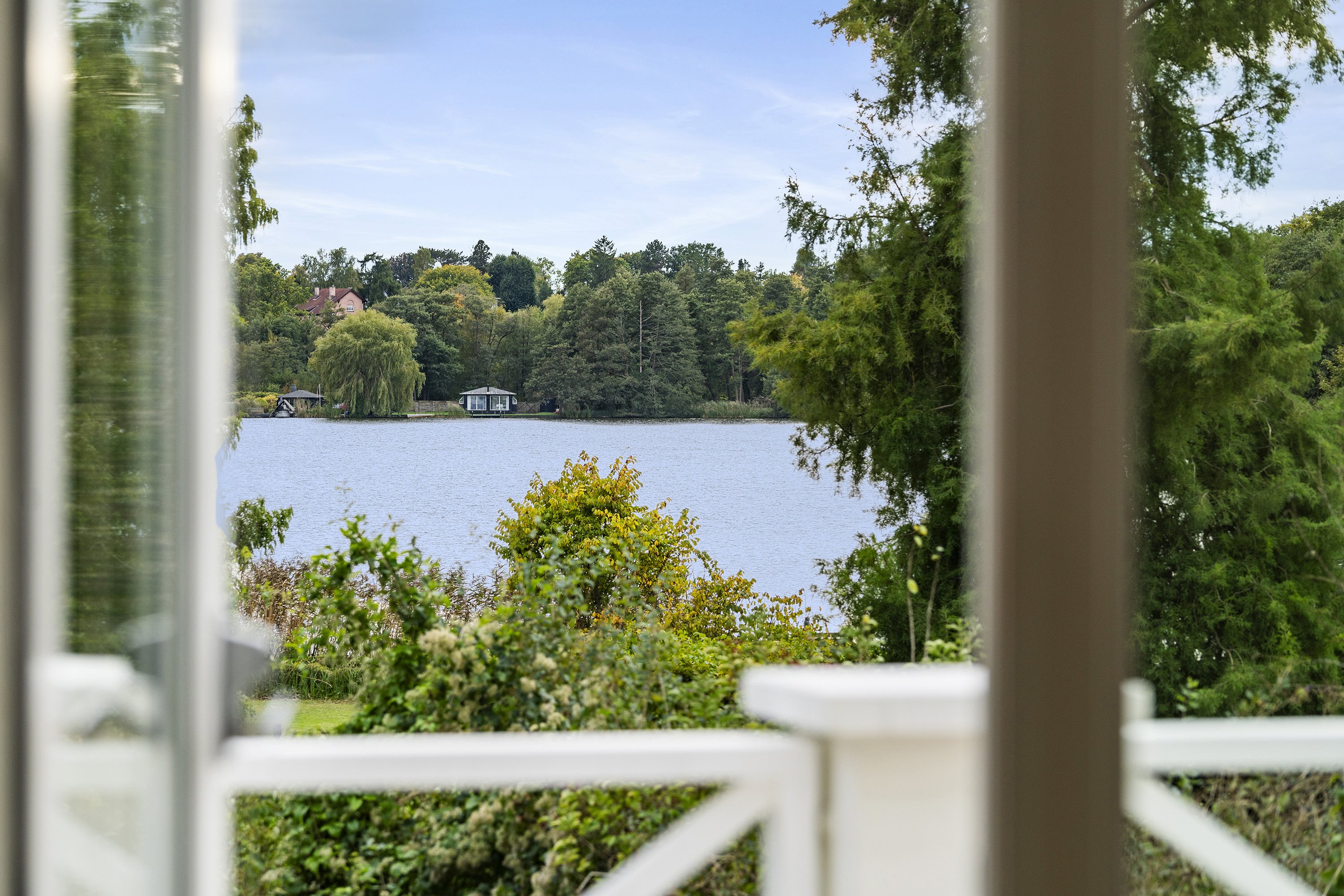 Fremhævet område billede i fuldskærmstilstand. Billede af Dronninggårds Alle 11, 2840 Holte