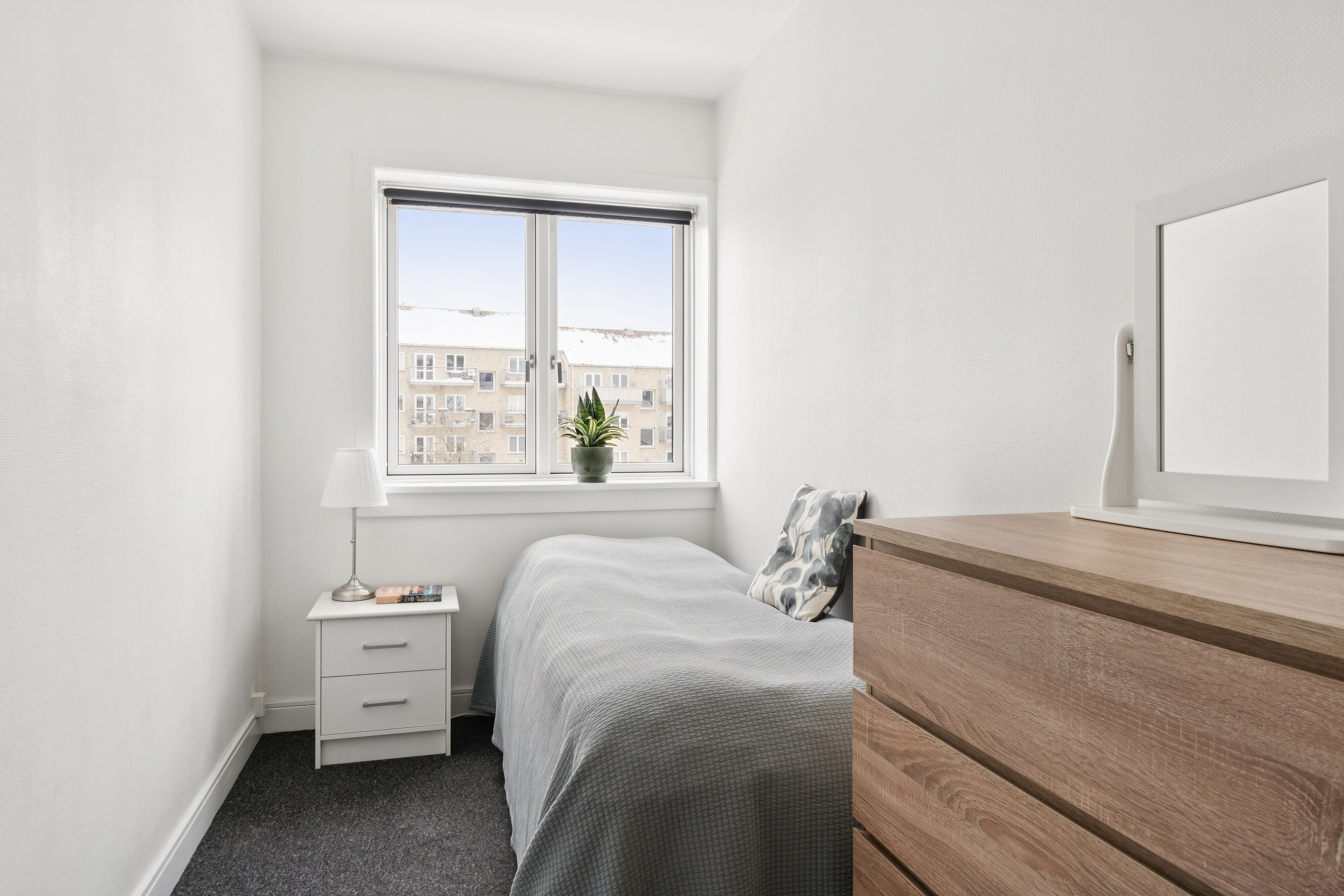 Fremhævet soveværelse billede i fuldskærmstilstand. Billede af Lyngbygårdsvej 53, 1. th., 2800 Kongens Lyngby