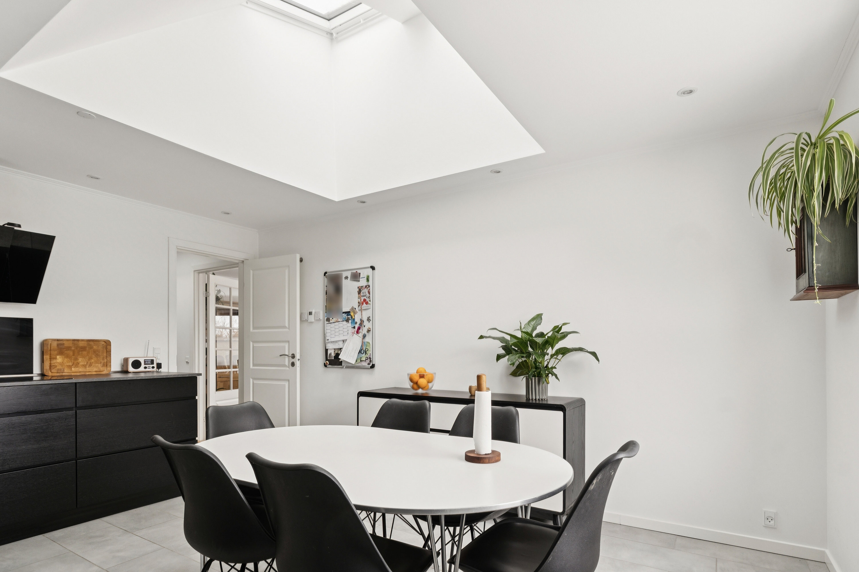 Fremhævet spisestue billede i fuldskærmstilstand. Billede af Fresiavej 4, 9800 Hjørring