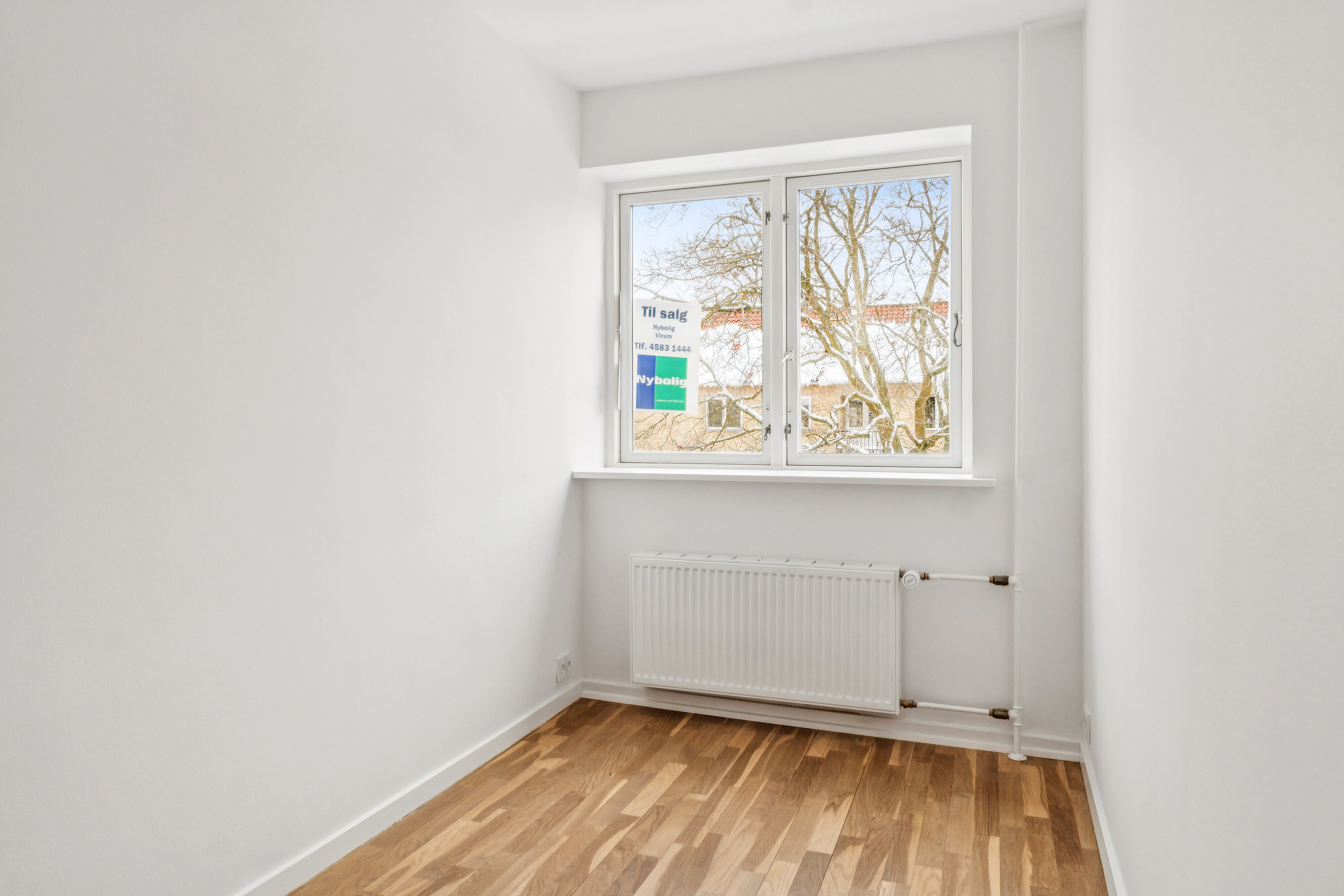 Fremhævet soveværelse billede i fuldskærmstilstand. Billede af Frederiksdalsvej 103B, 2. th., 2830 Virum