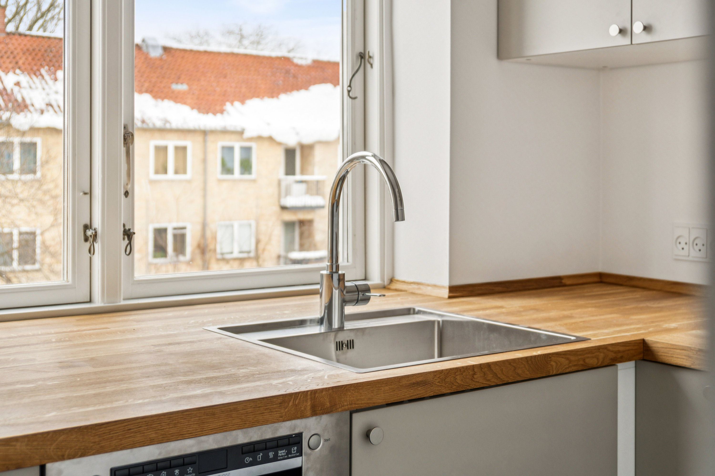 Fremhævet indendørs billede i fuldskærmstilstand. Billede af Frederiksdalsvej 103B, 2. th., 2830 Virum