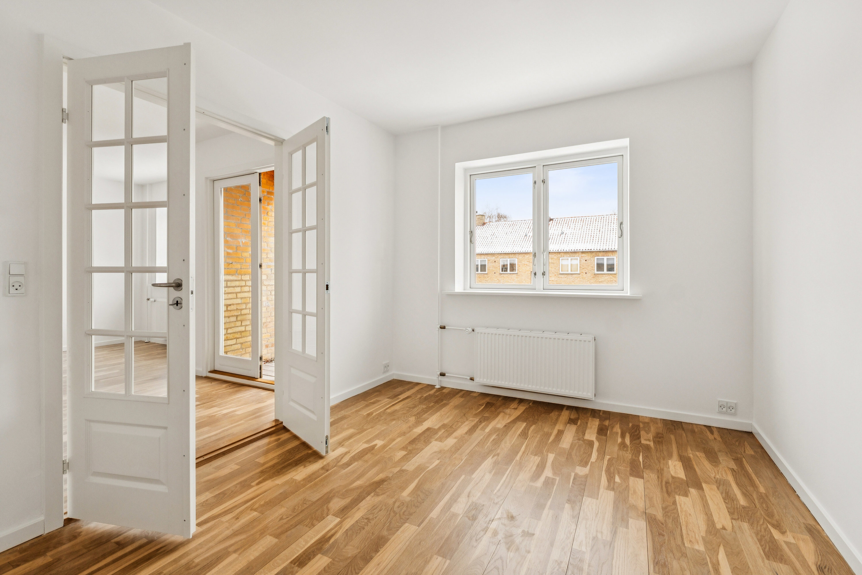 Fremhævet stue billede i fuldskærmstilstand. Billede af Frederiksdalsvej 103B, 2. th., 2830 Virum