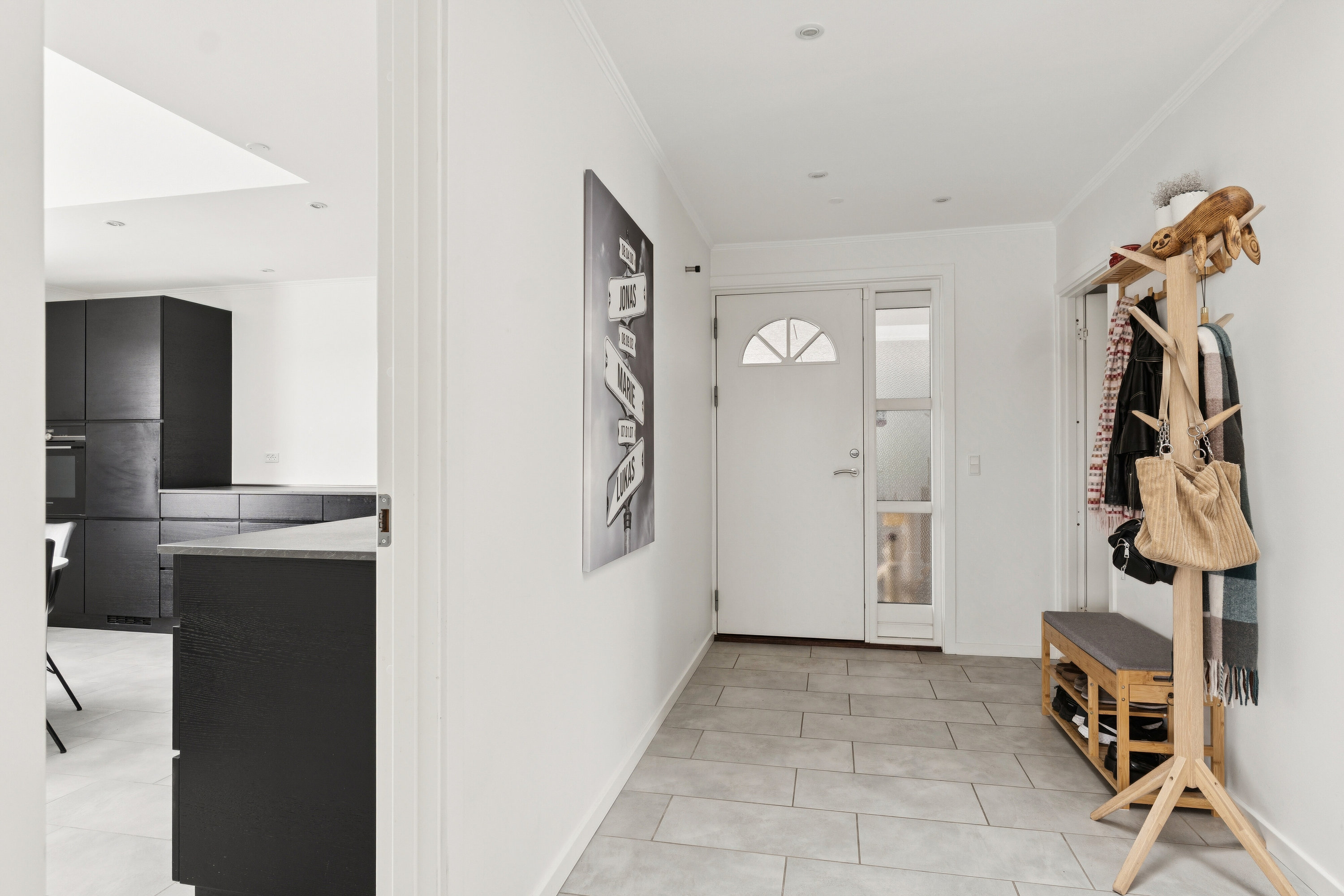 Fremhævet entre billede i fuldskærmstilstand. Billede af Fresiavej 4, 9800 Hjørring