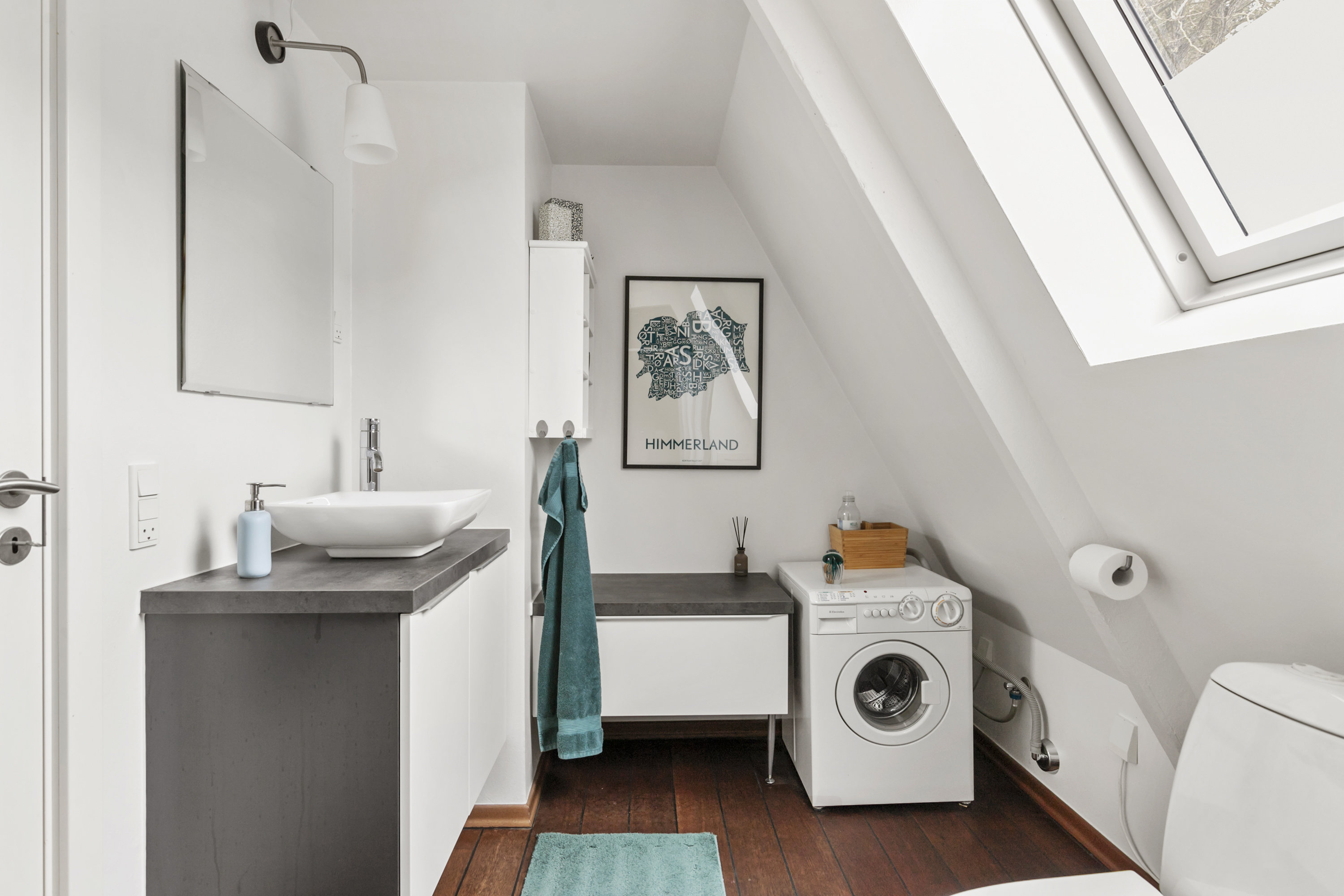 Fremhævet badeværelse billede i fuldskærmstilstand. Billede af Golfsvinget 59, Gatten, 9640 Farsø