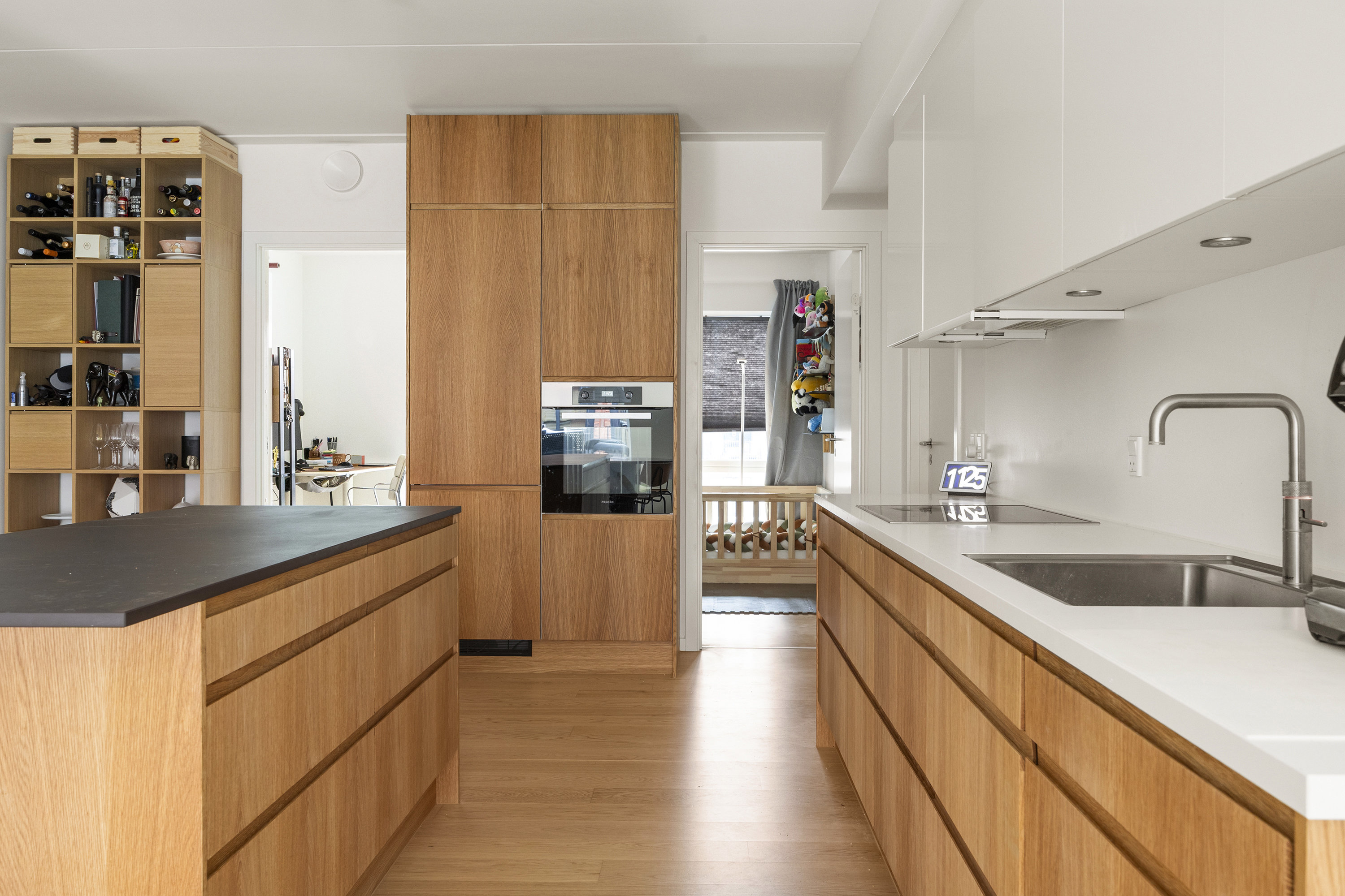 Fremhævet køkken billede i fuldskærmstilstand. Billede af Bag Elefanterne 31, 2. 1., 1799 København V