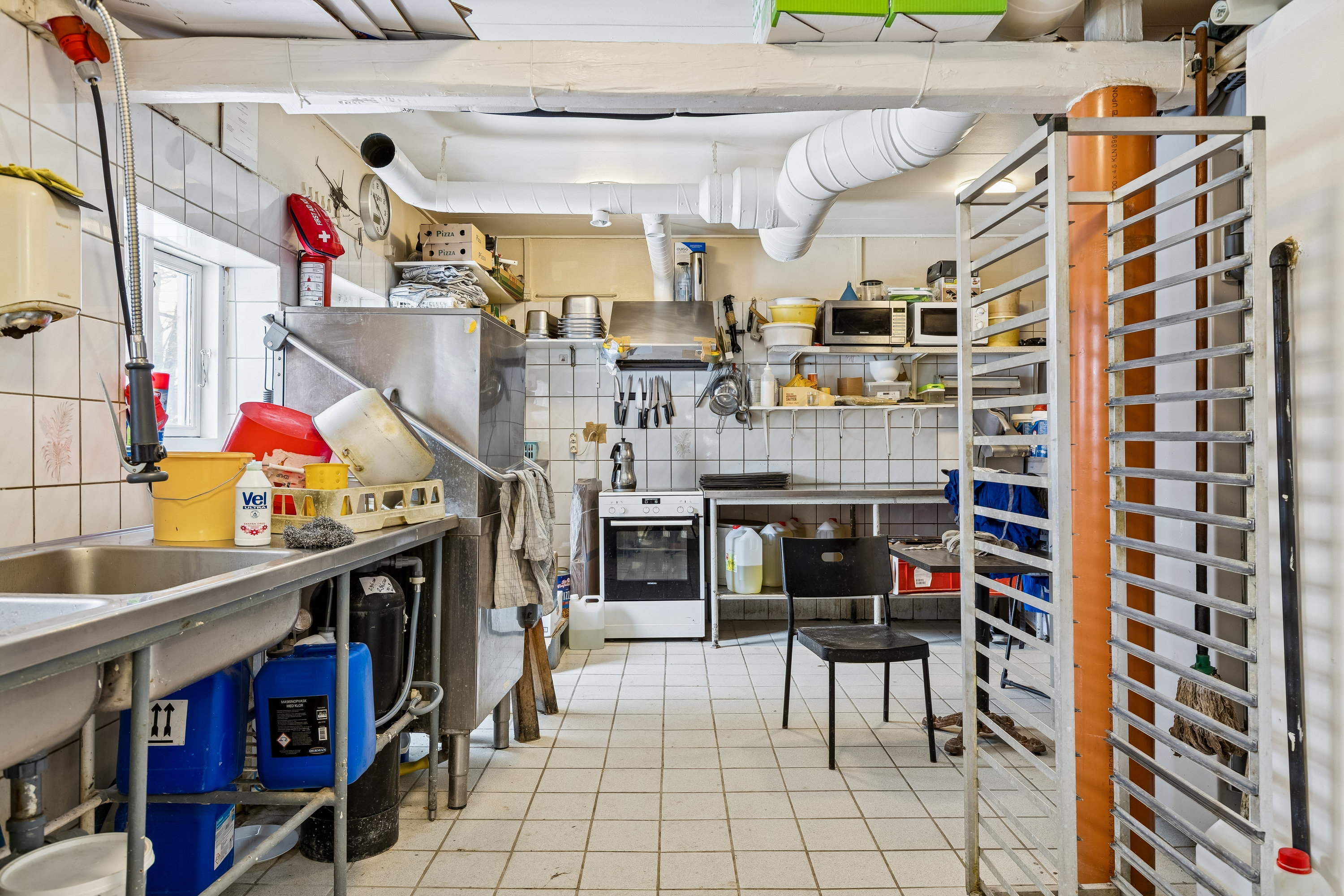 Fremhævet køkken billede i fuldskærmstilstand. Billede af Hovedgaden 47, 4520 Svinninge