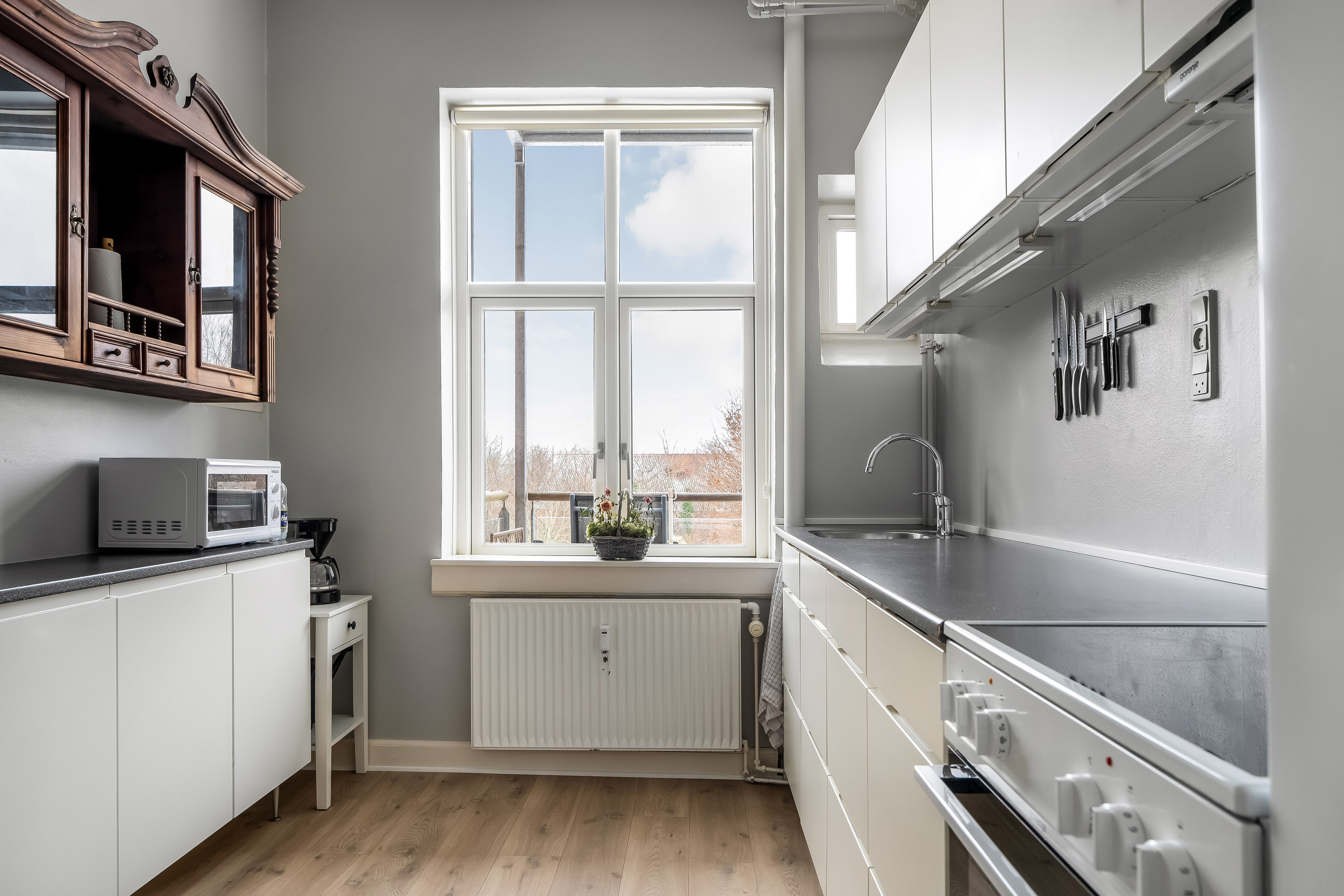 Fremhævet køkken billede i fuldskærmstilstand. Billede af Hansensvej 18, st.. th., 3400 Hillerød