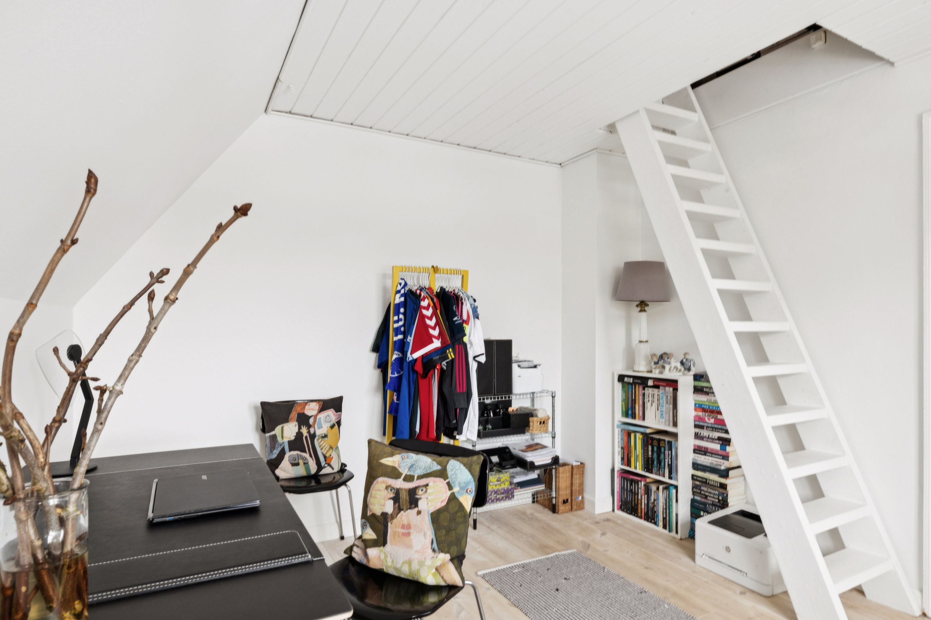 Fremhævet stue billede i fuldskærmstilstand. Billede af Egevej 3, 8800 Viborg