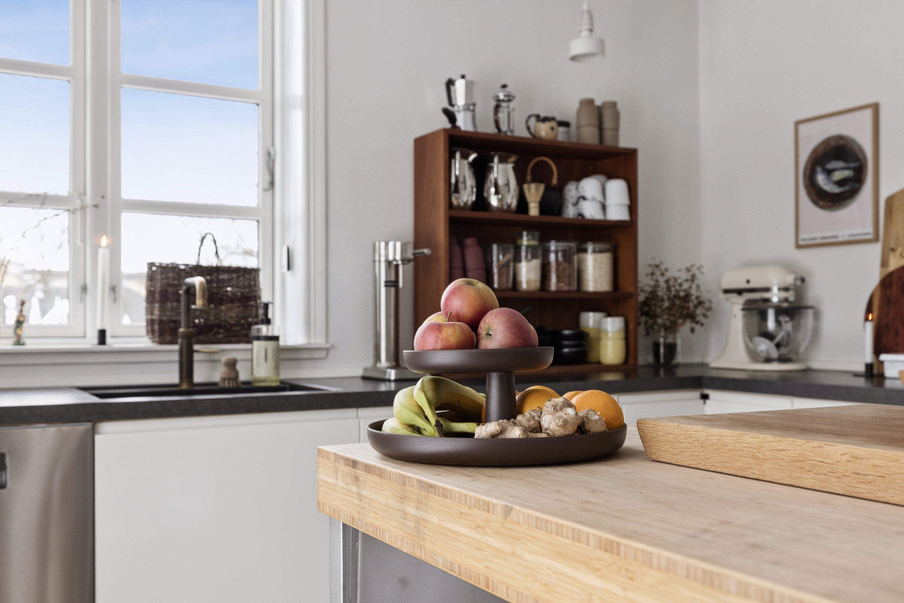 Fremhævet stue billede i fuldskærmstilstand. Billede af Egevej 3, 8800 Viborg