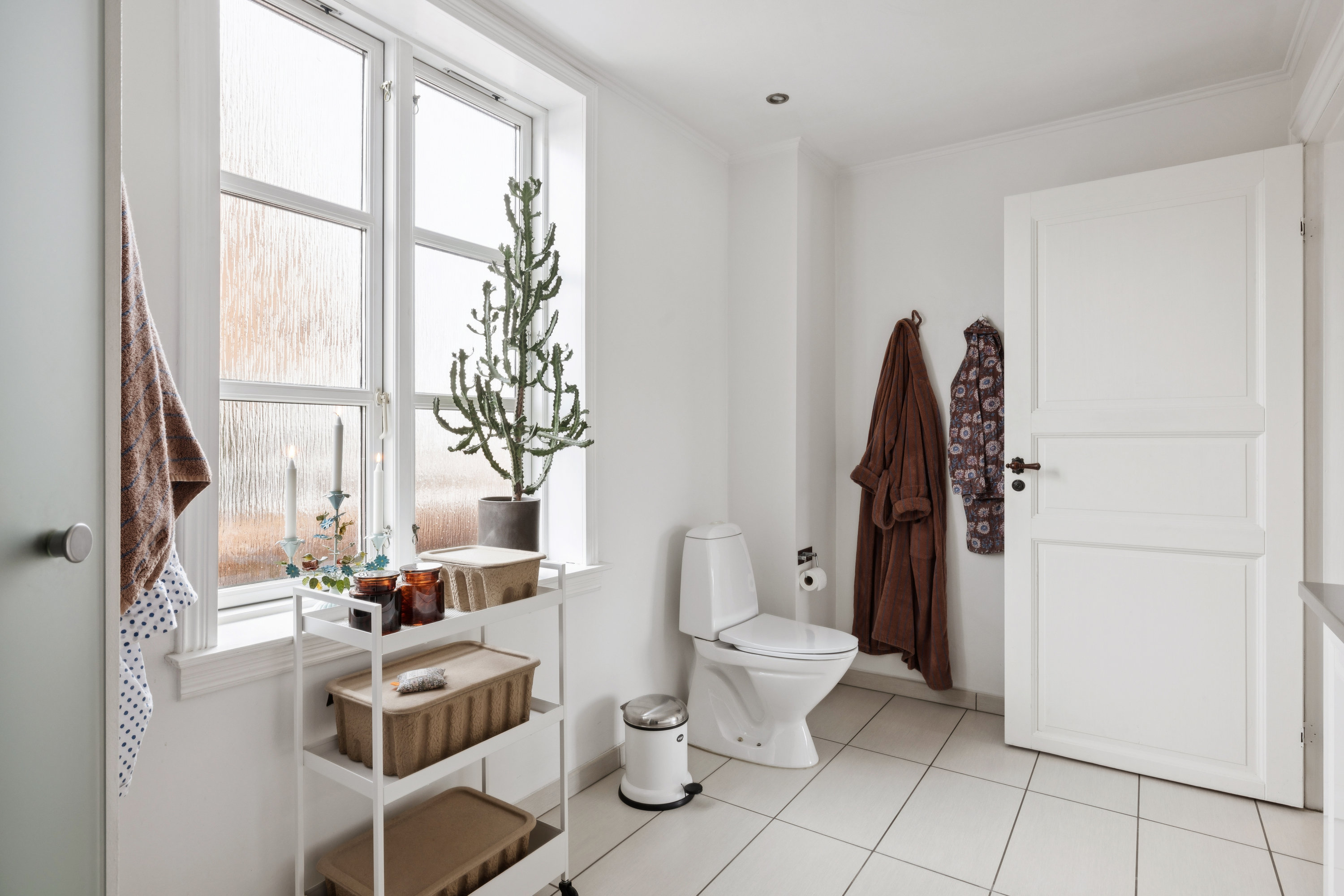 Fremhævet badeværelse billede i fuldskærmstilstand. Billede af Egevej 3, 8800 Viborg