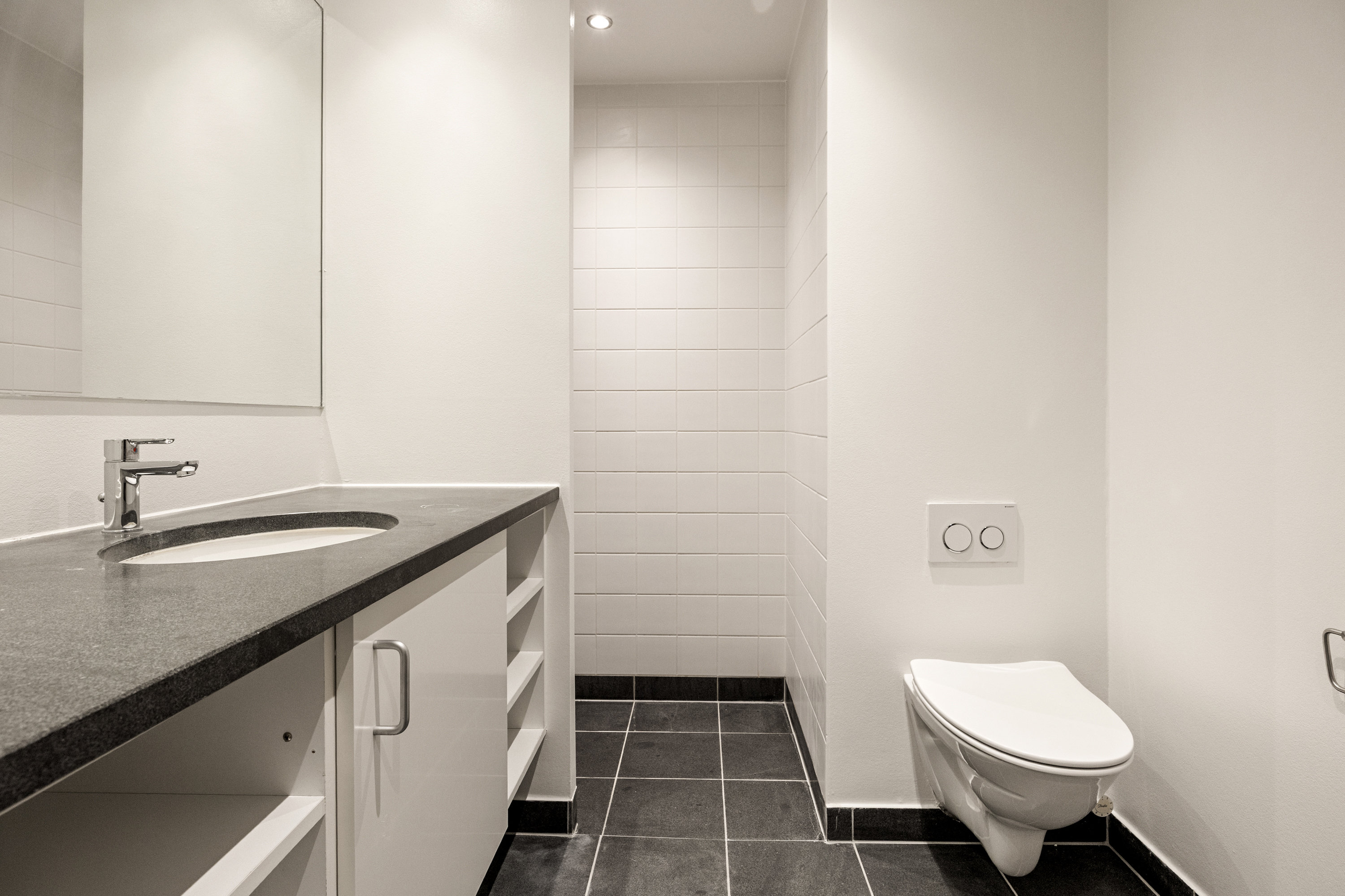 Fremhævet badeværelse billede i fuldskærmstilstand. Billede af Gråspurvevej 55, 3. 1., 2400 København NV