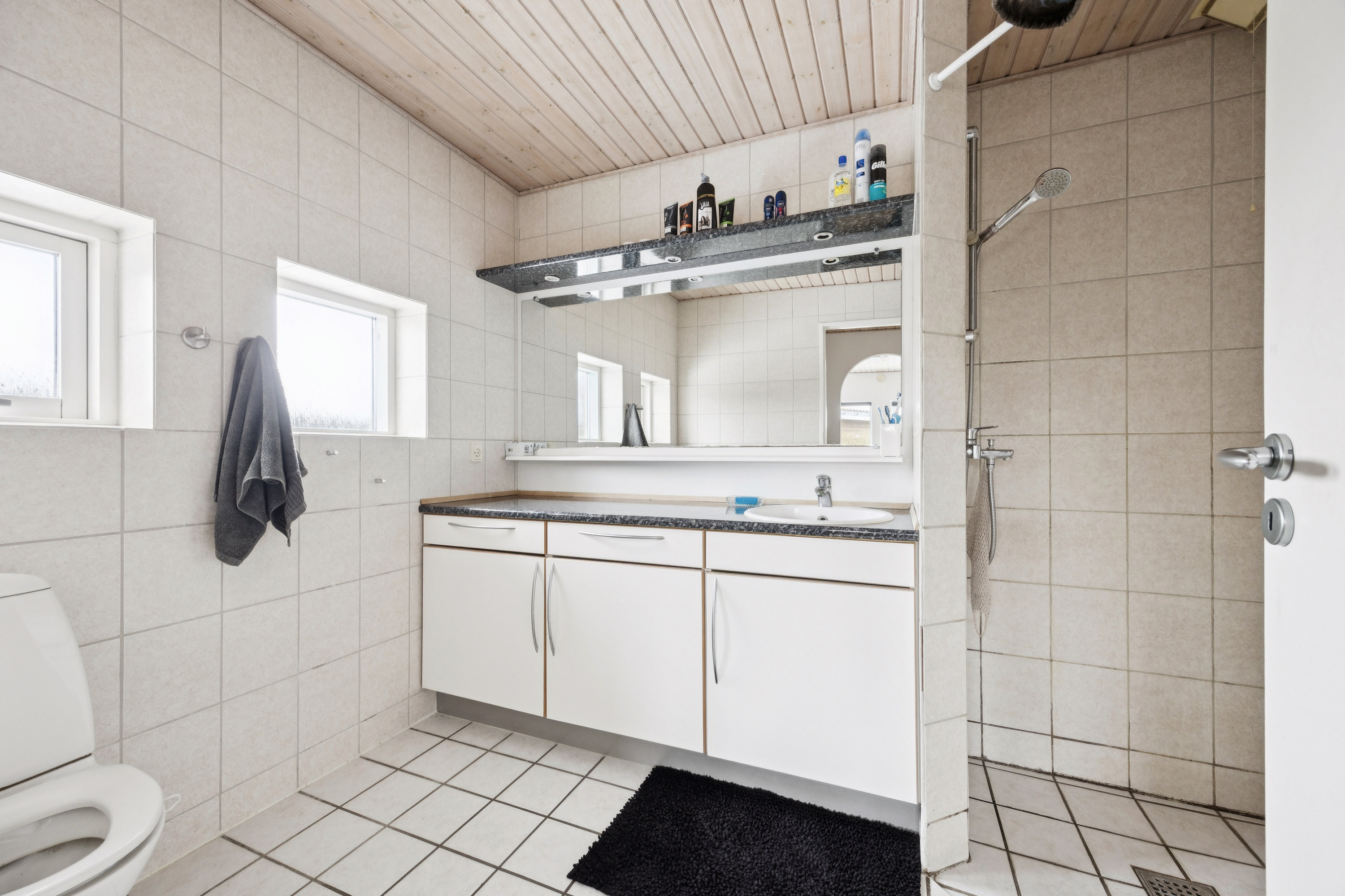 Fremhævet badeværelse billede i fuldskærmstilstand. Billede af Humlekærgård 12, 4600 Køge