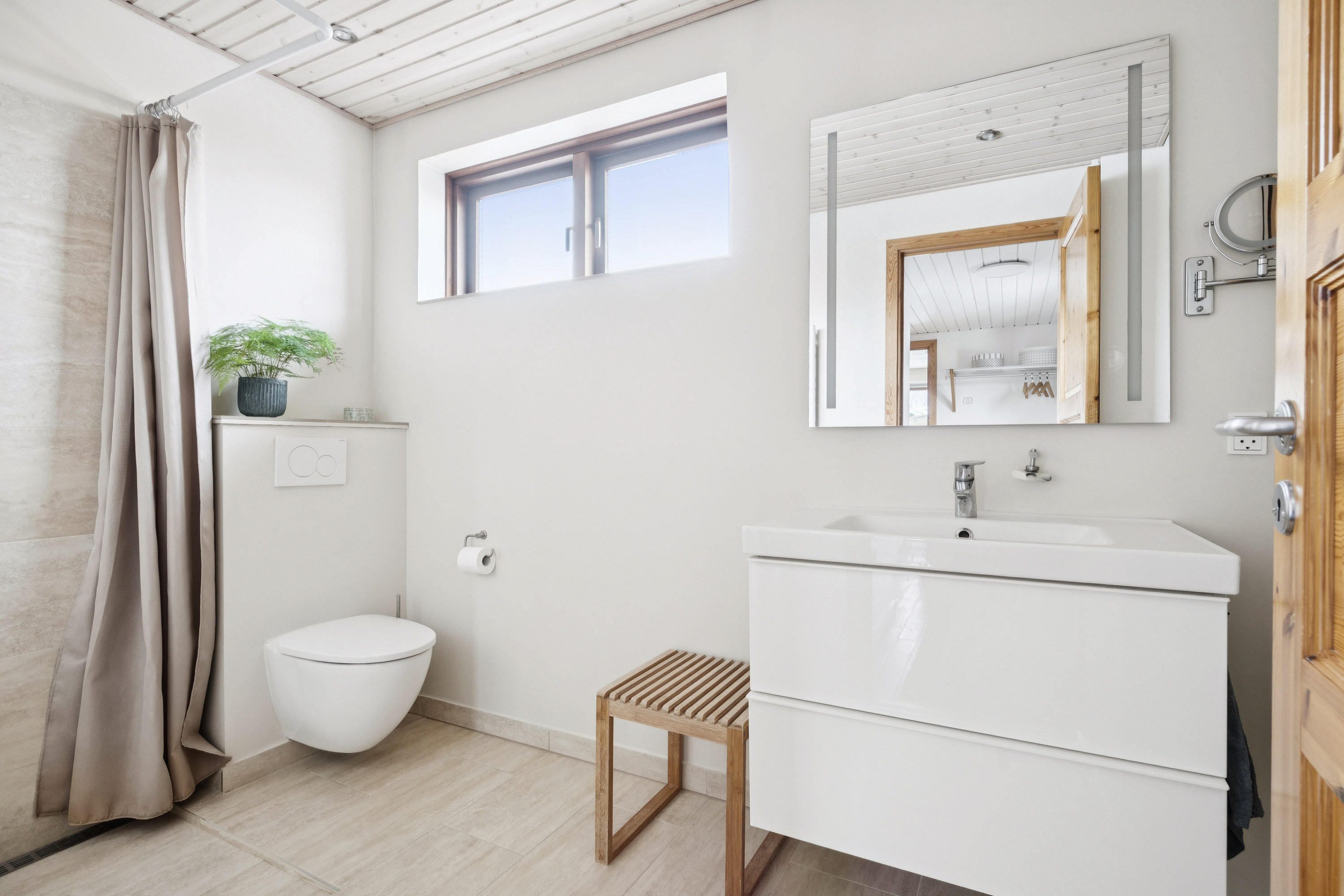 Fremhævet badeværelse billede i fuldskærmstilstand. Billede af Falstersvej 28, 4600 Køge