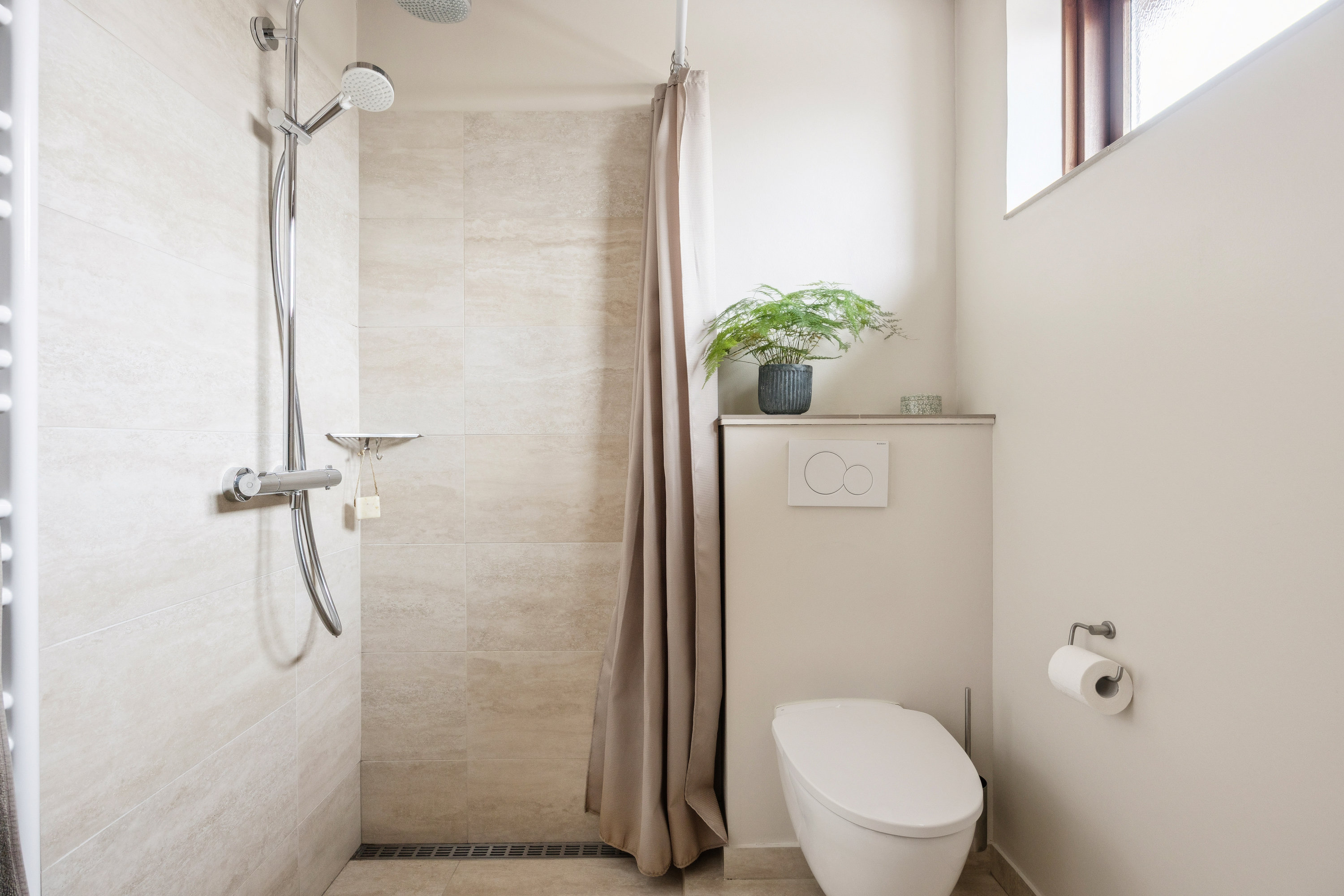 Fremhævet badeværelse billede i fuldskærmstilstand. Billede af Falstersvej 28, 4600 Køge