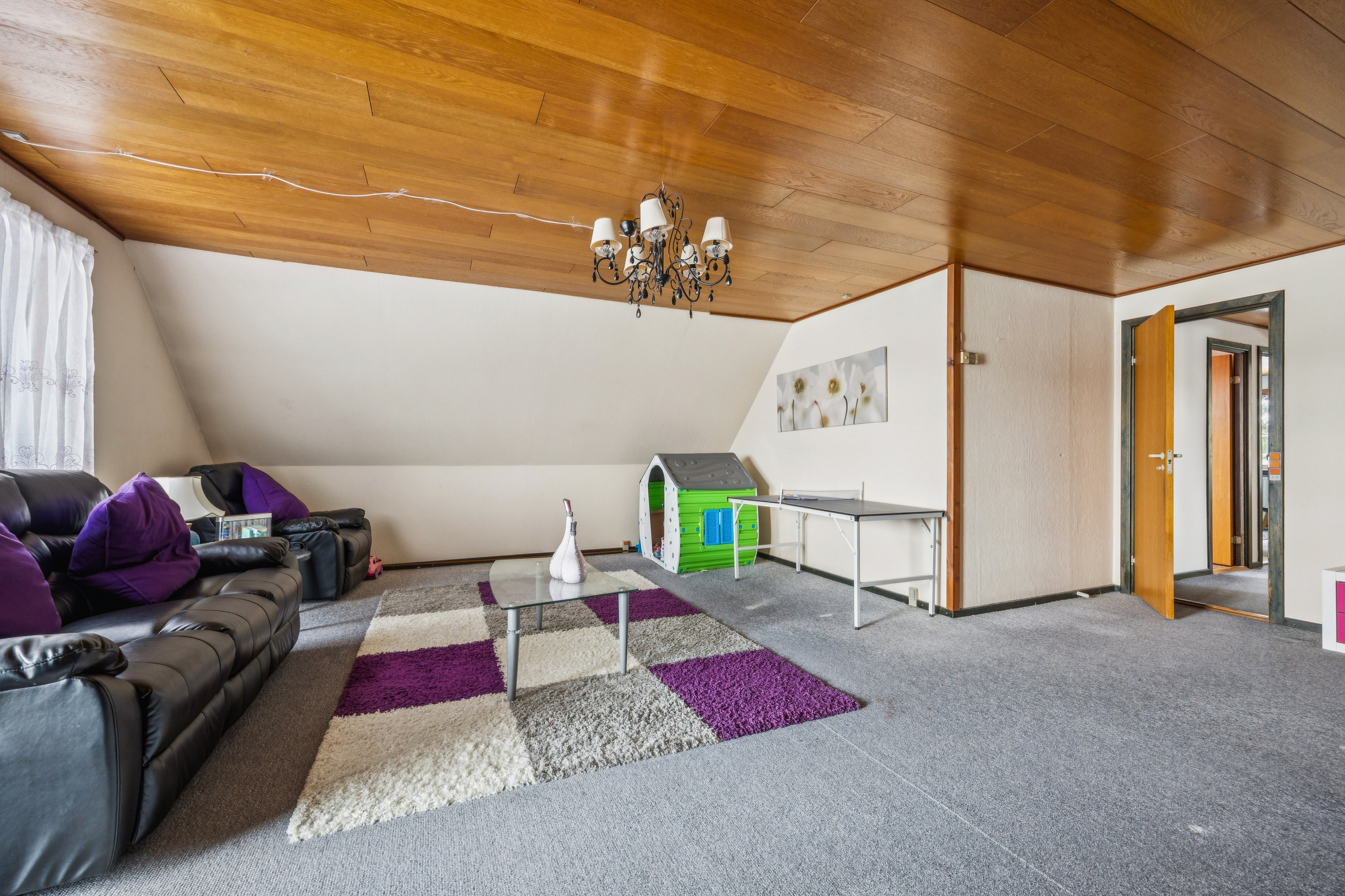 Fremhævet stue billede i fuldskærmstilstand. Billede af Holbækvej 36B, Benløse, 4100 Ringsted