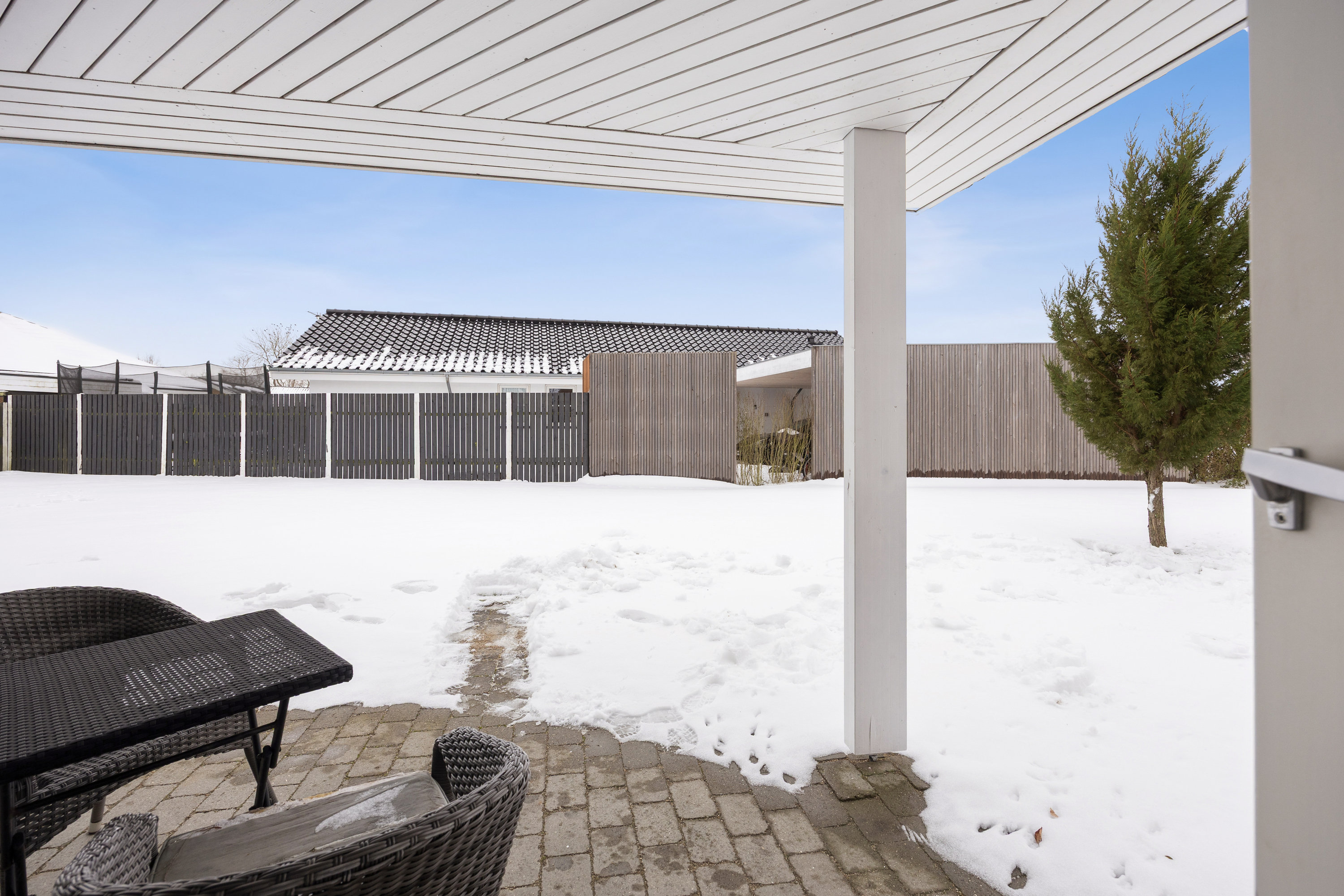 Fremhævet terrasse billede i fuldskærmstilstand. Billede af Humlekærgård 12, 4600 Køge