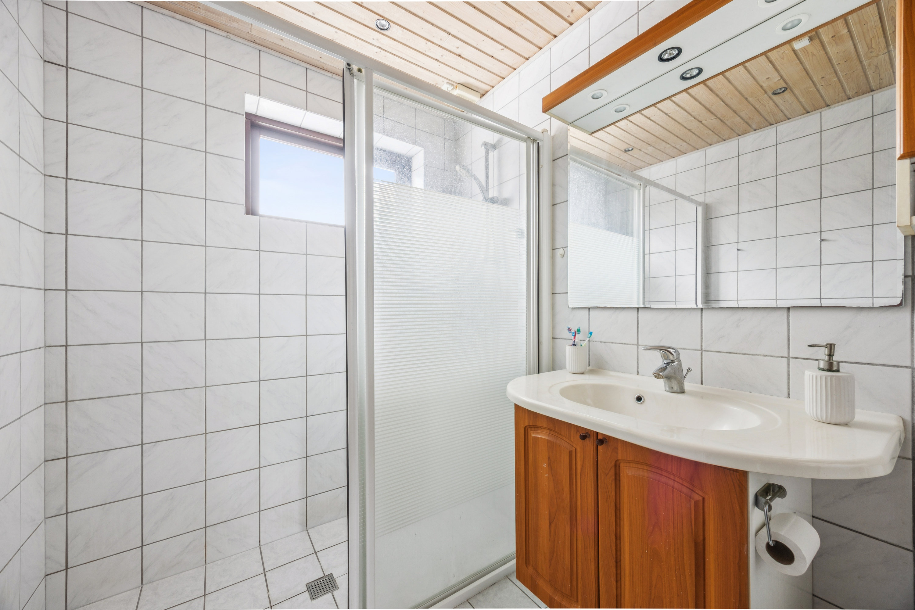 Fremhævet badeværelse billede i fuldskærmstilstand. Billede af Holbækvej 36B, Benløse, 4100 Ringsted