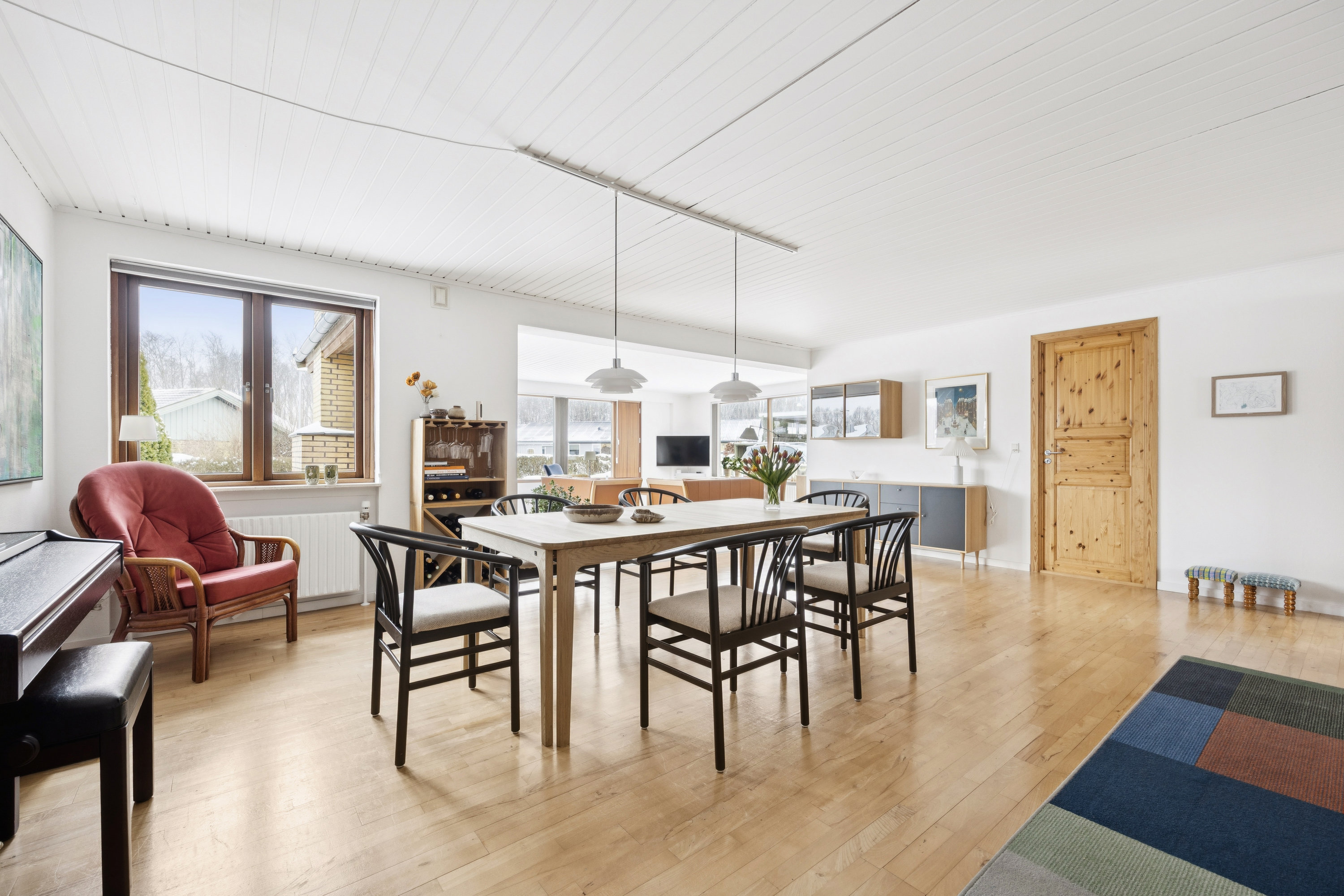 Fremhævet stue billede i fuldskærmstilstand. Billede af Falstersvej 28, 4600 Køge