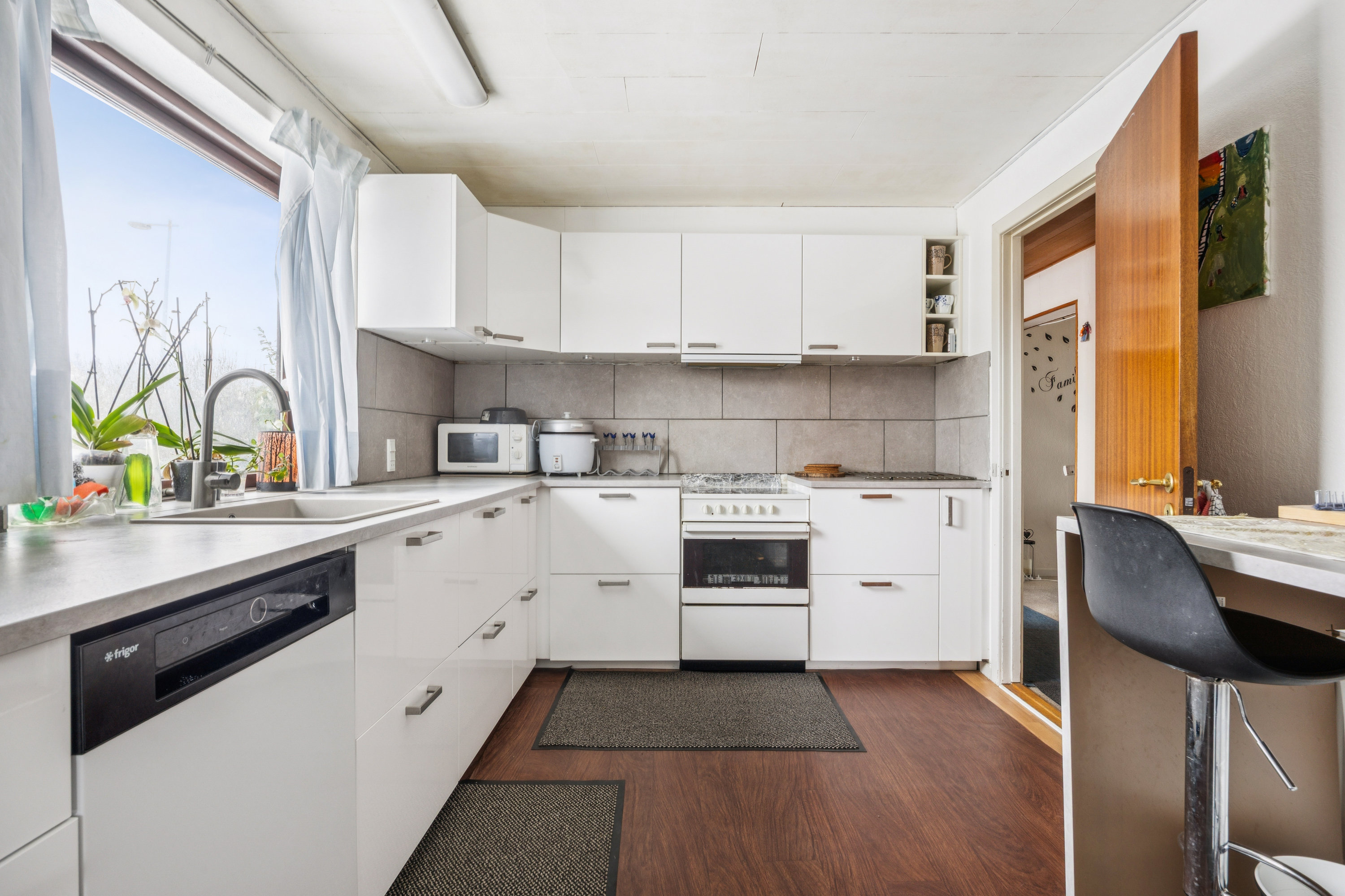 Fremhævet køkken billede i fuldskærmstilstand. Billede af Holbækvej 36B, Benløse, 4100 Ringsted