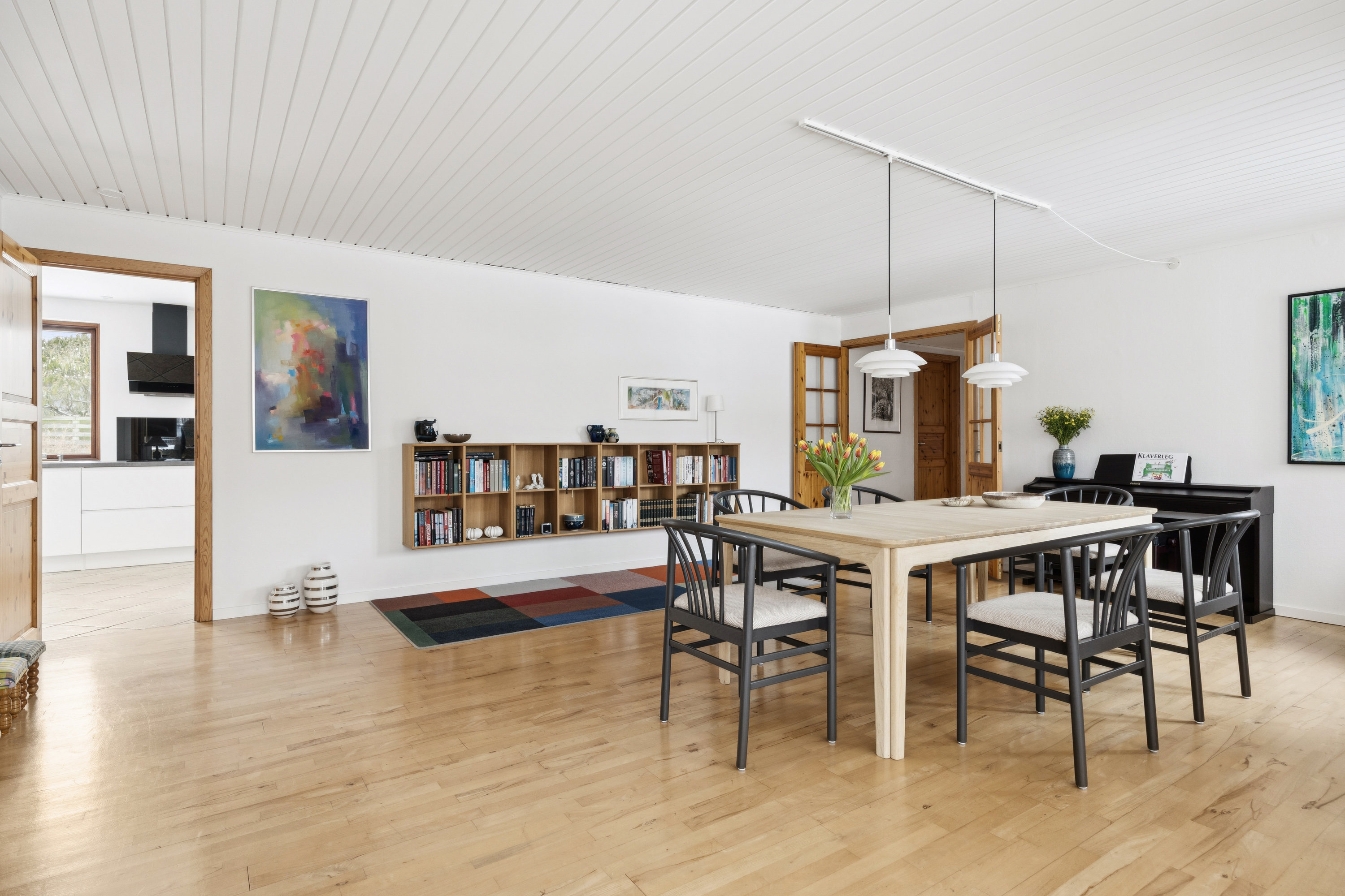 Fremhævet stue billede i fuldskærmstilstand. Billede af Falstersvej 28, 4600 Køge