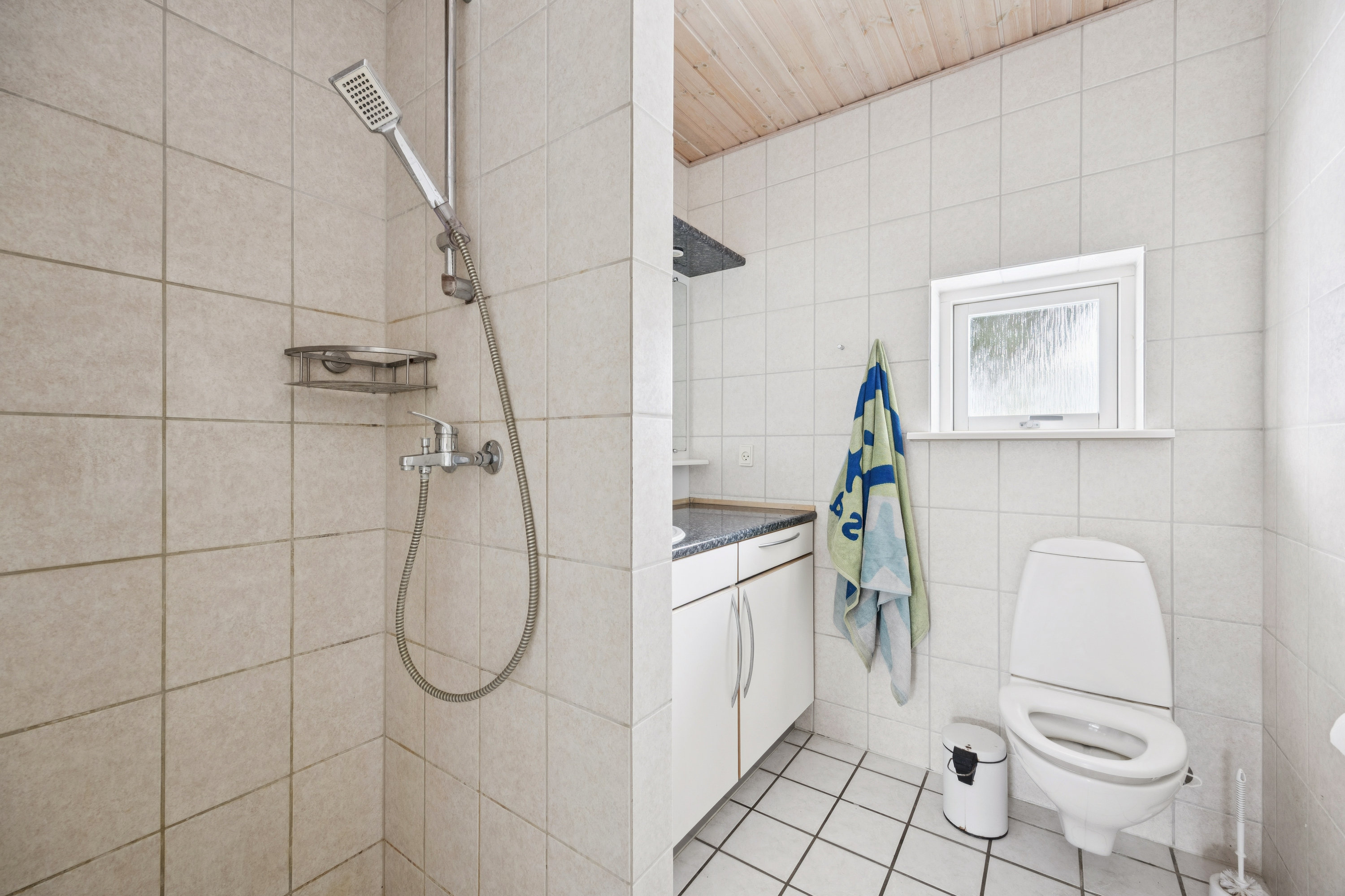 Fremhævet badeværelse billede i fuldskærmstilstand. Billede af Humlekærgård 12, 4600 Køge