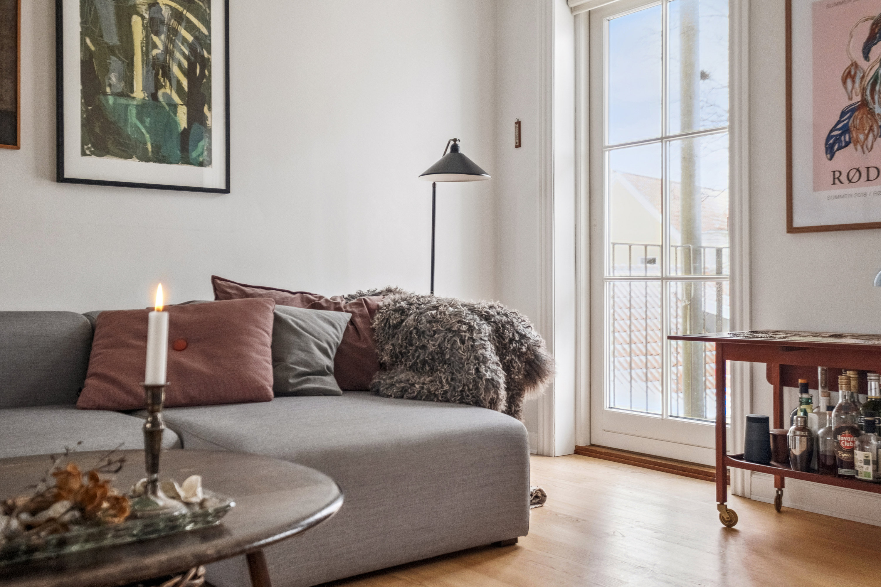 Fremhævet stue billede i fuldskærmstilstand. Billede af Sveavej 2B, 1. th., Midtbyen, 9990 Skagen