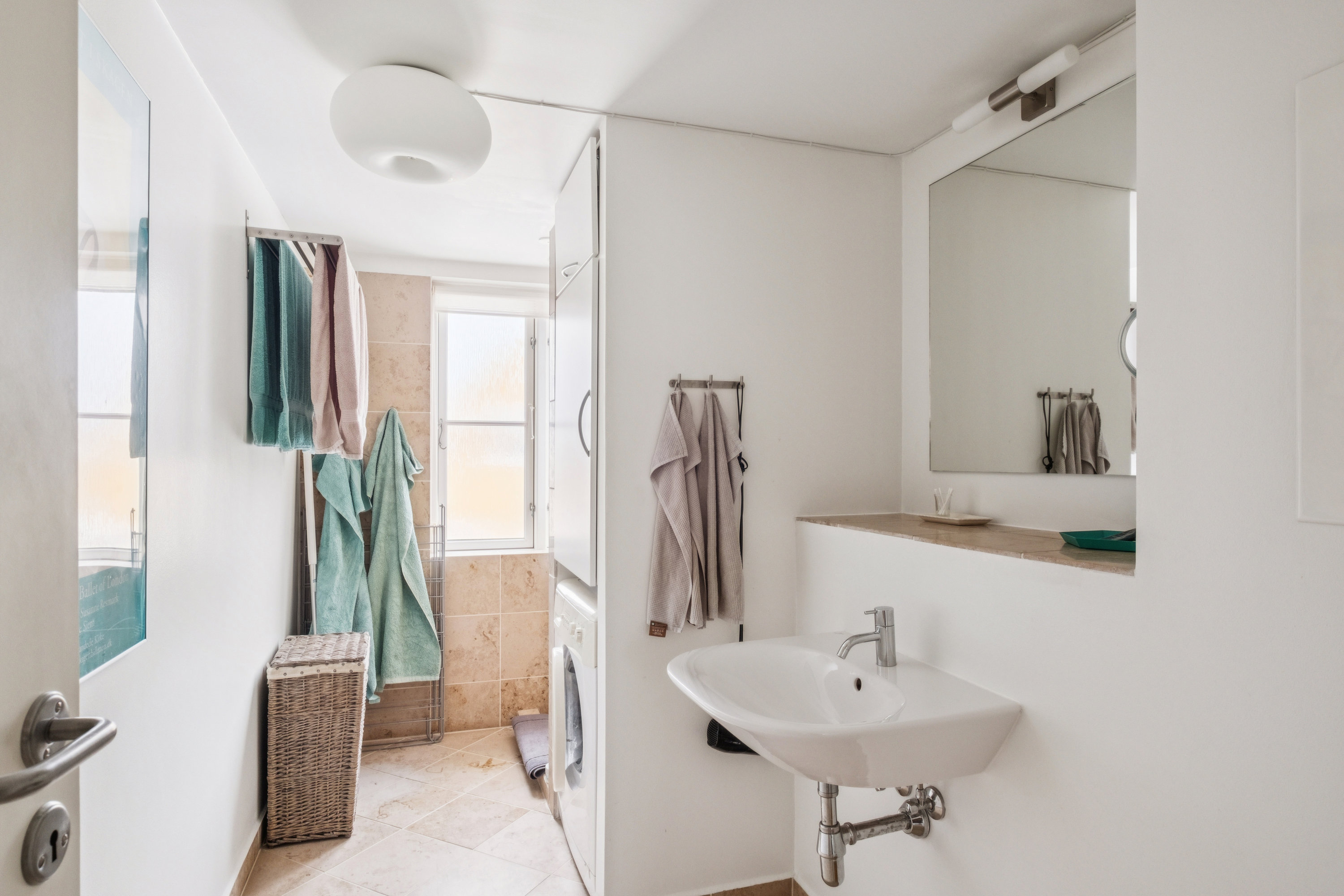 Fremhævet badeværelse billede i fuldskærmstilstand. Billede af Sveavej 2B, 1. th., Midtbyen, 9990 Skagen