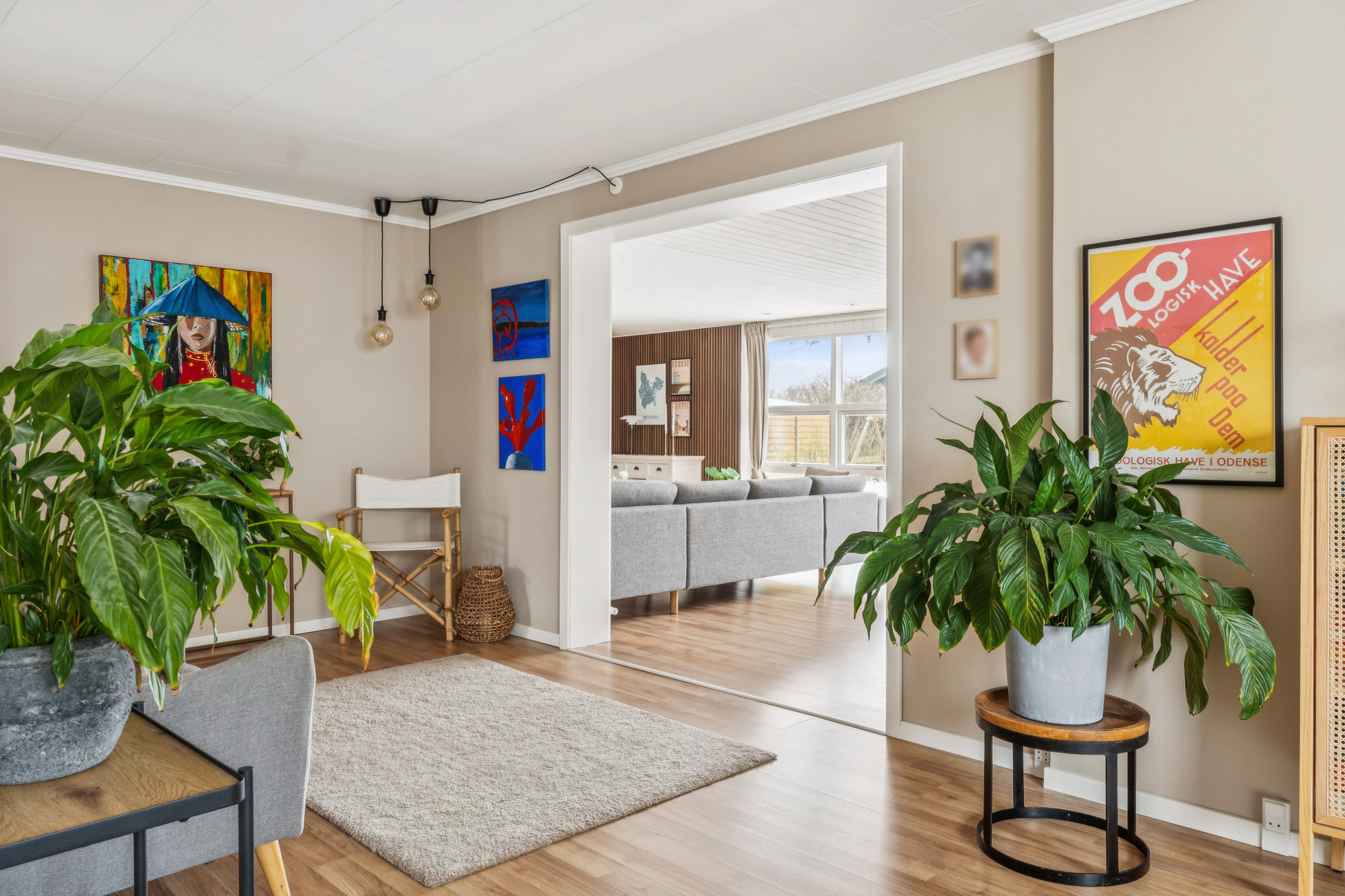 Fremhævet stue billede i fuldskærmstilstand. Billede af Lærkevej 14, 5560 Aarup