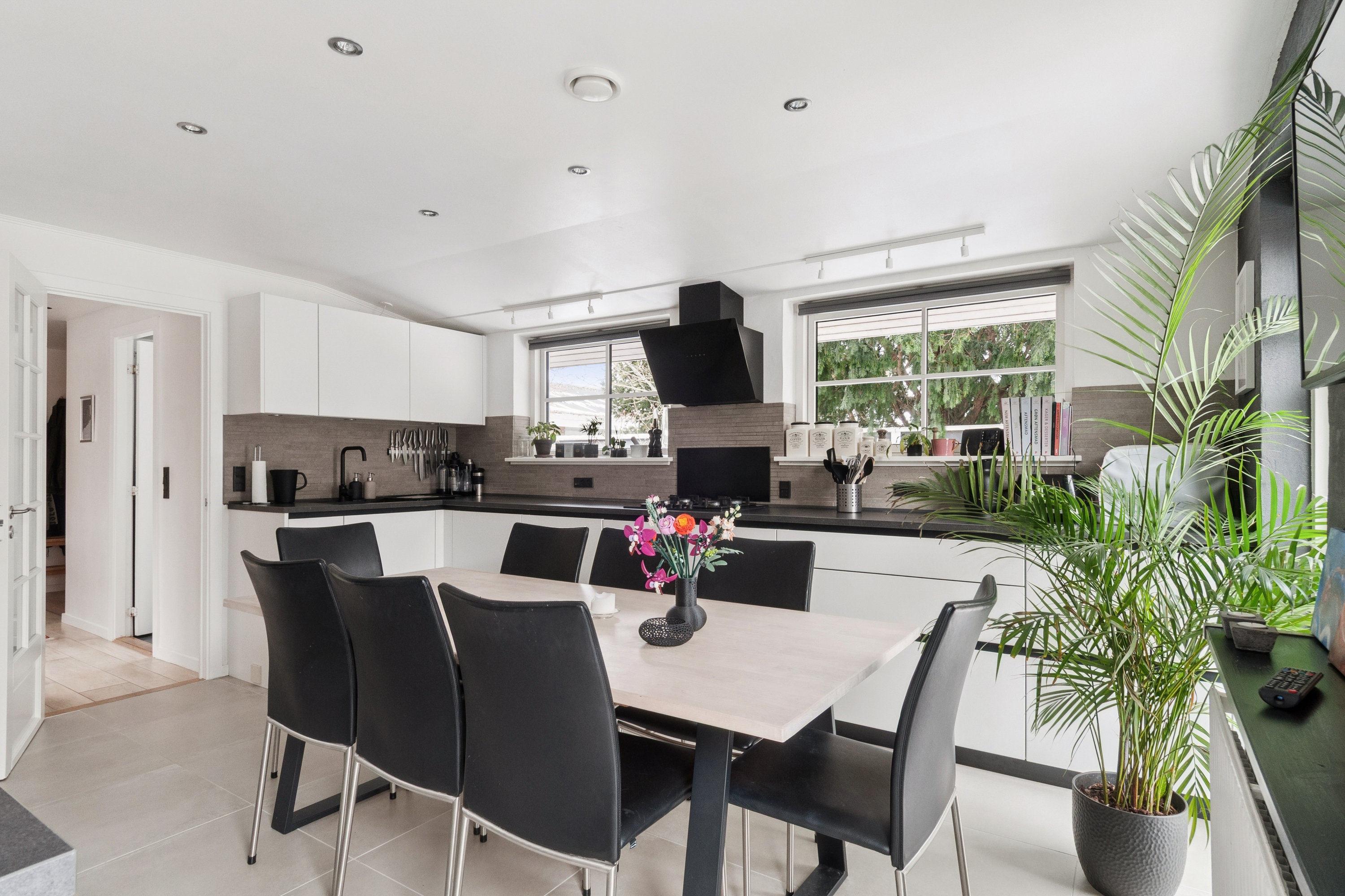 Fremhævet alrum billede i fuldskærmstilstand. Billede af Mågevænget 30, 2791 Dragør