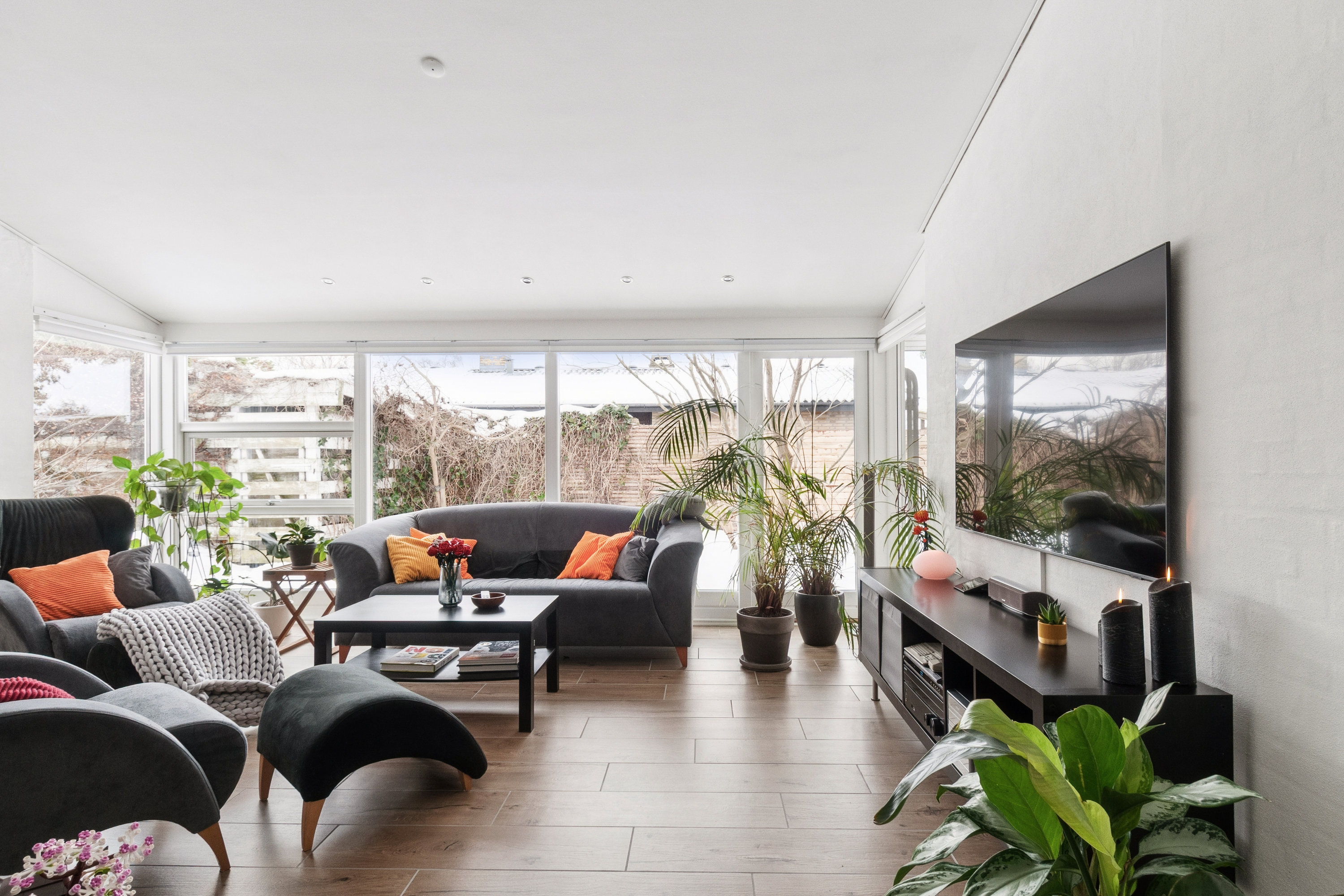 Fremhævet stue billede i fuldskærmstilstand. Billede af Mågevænget 30, 2791 Dragør