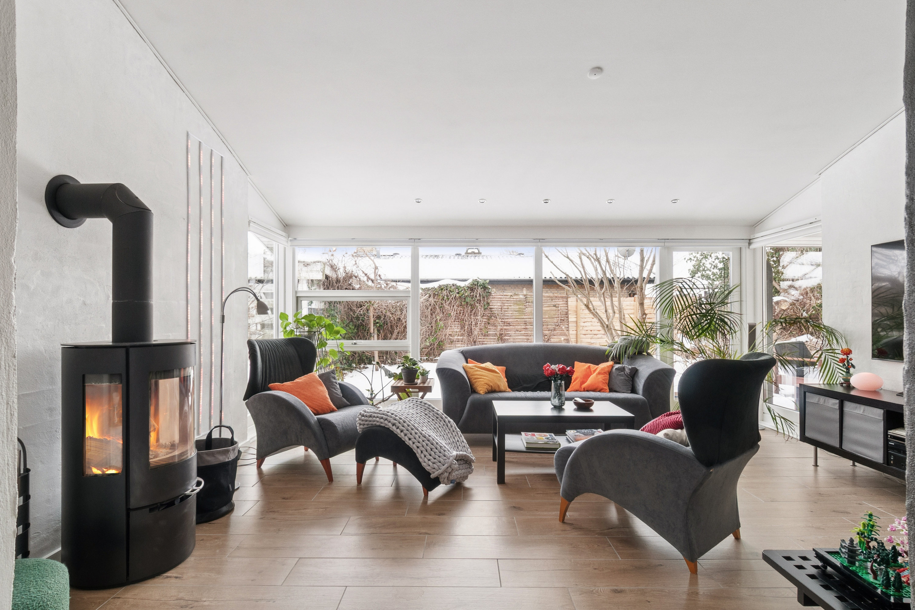 Fremhævet stue billede i fuldskærmstilstand. Billede af Mågevænget 30, 2791 Dragør