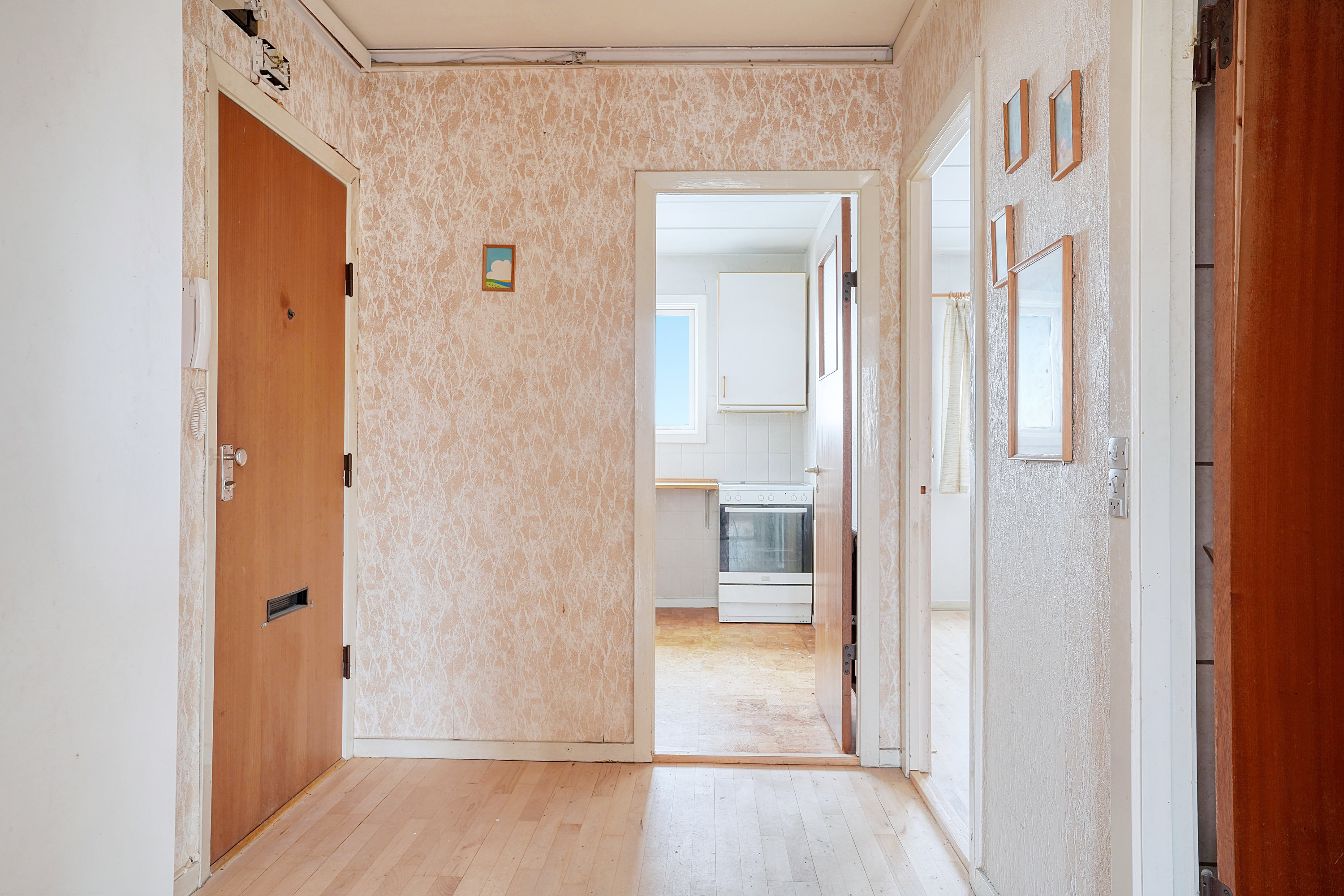 Fremhævet entré billede i fuldskærmstilstand. Billede af Pilegårdsvej 38, 1. tv., 2860 Søborg