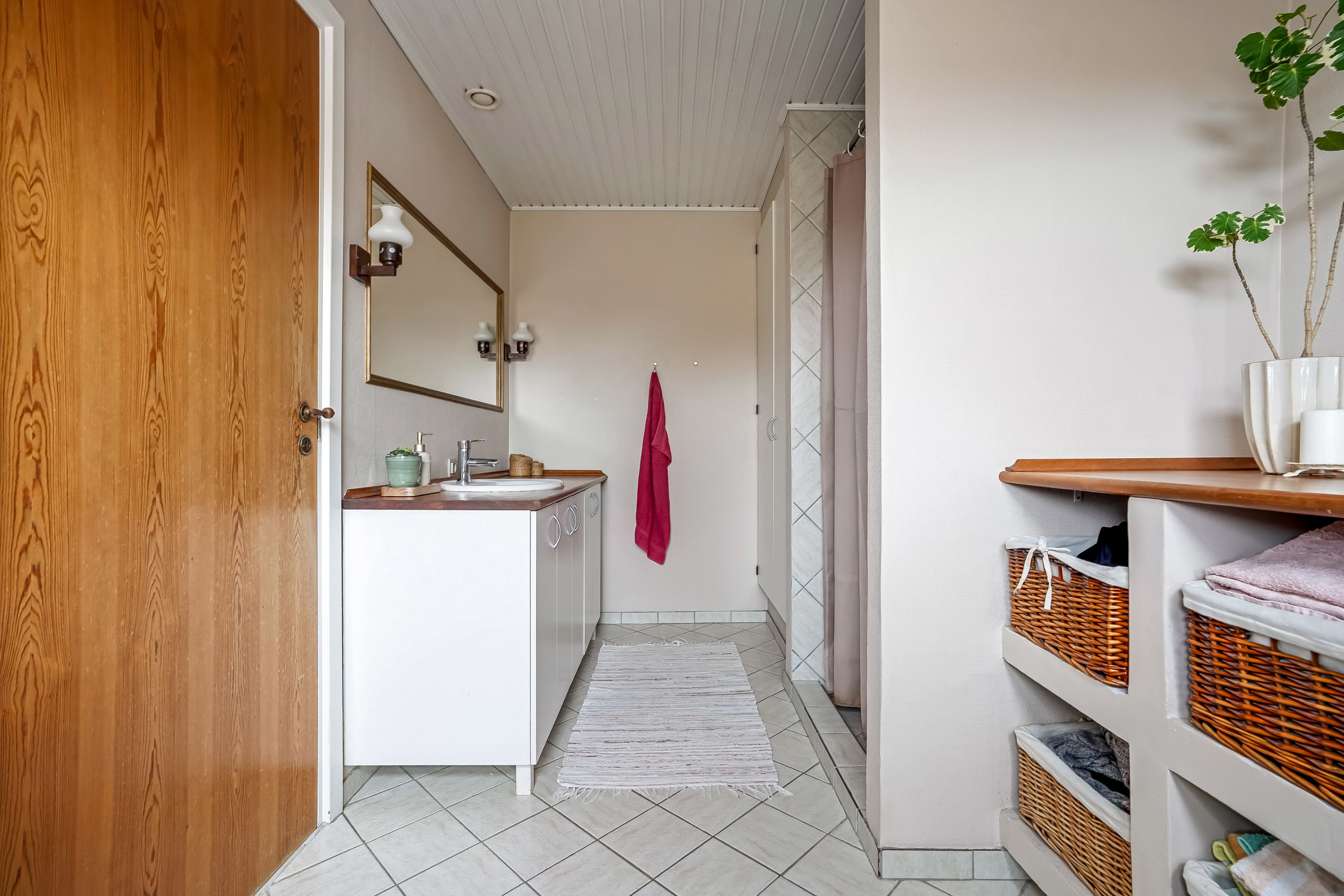 Fremhævet badeværelse billede i fuldskærmstilstand. Billede af Kærbyvej 29, Asperup, 5466 Asperup