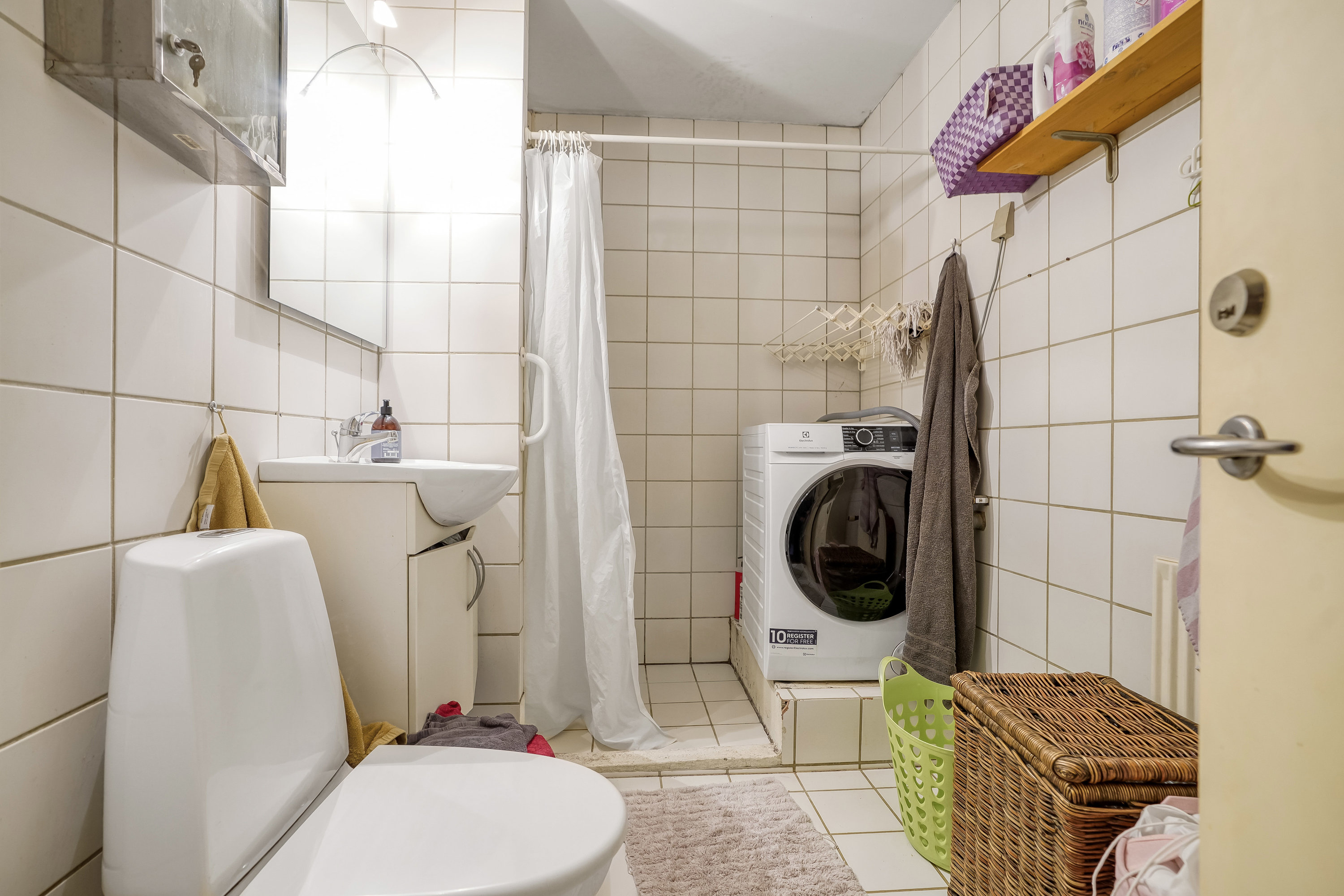 Fremhævet badeværelse billede i fuldskærmstilstand. Billede af Gormsgade 29A, st.. tv., 7300 Jelling