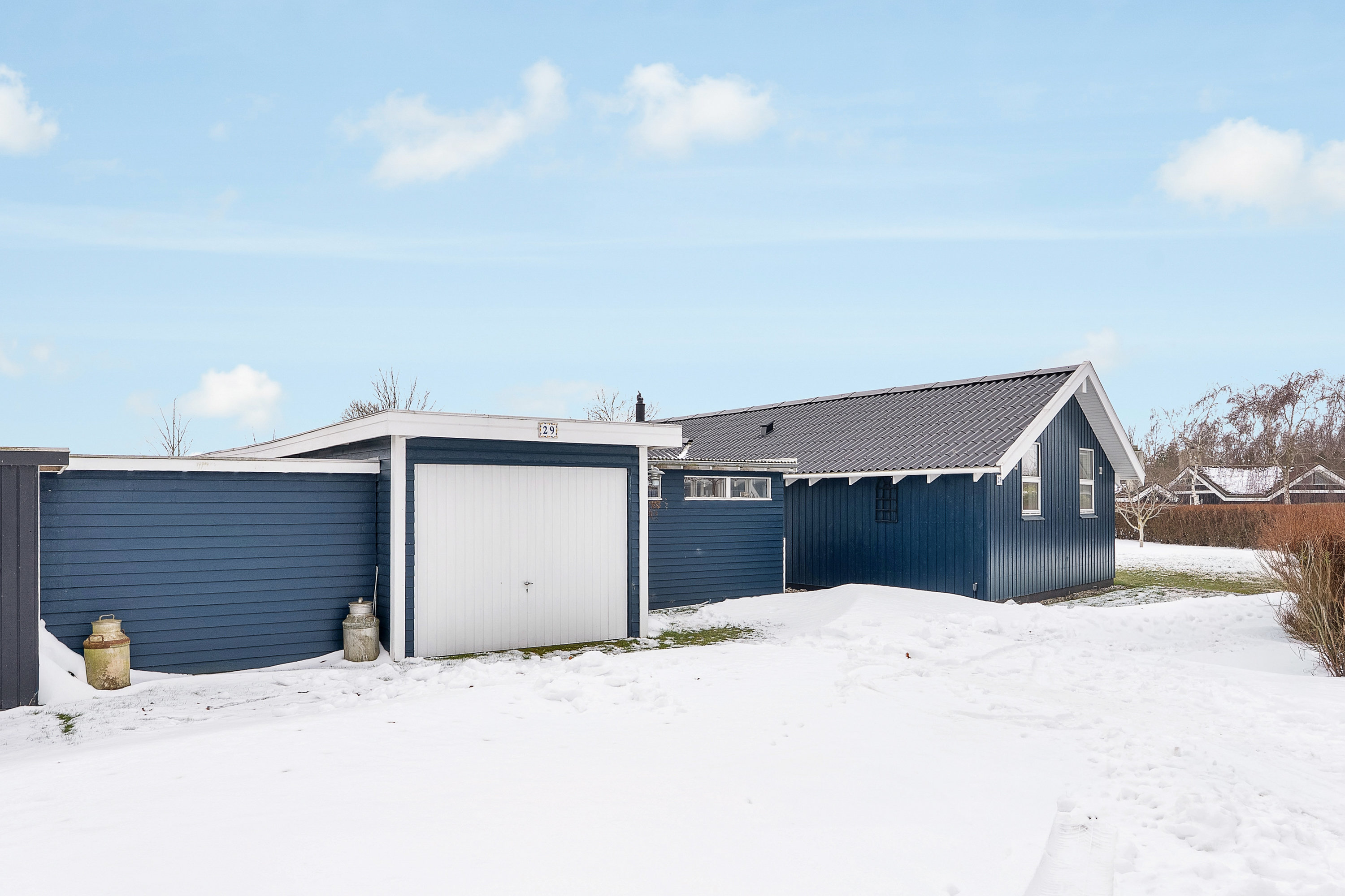 Fremhævet facade billede i fuldskærmstilstand. Billede af Østparken 29, Hasmark Strand, 5450 Otterup