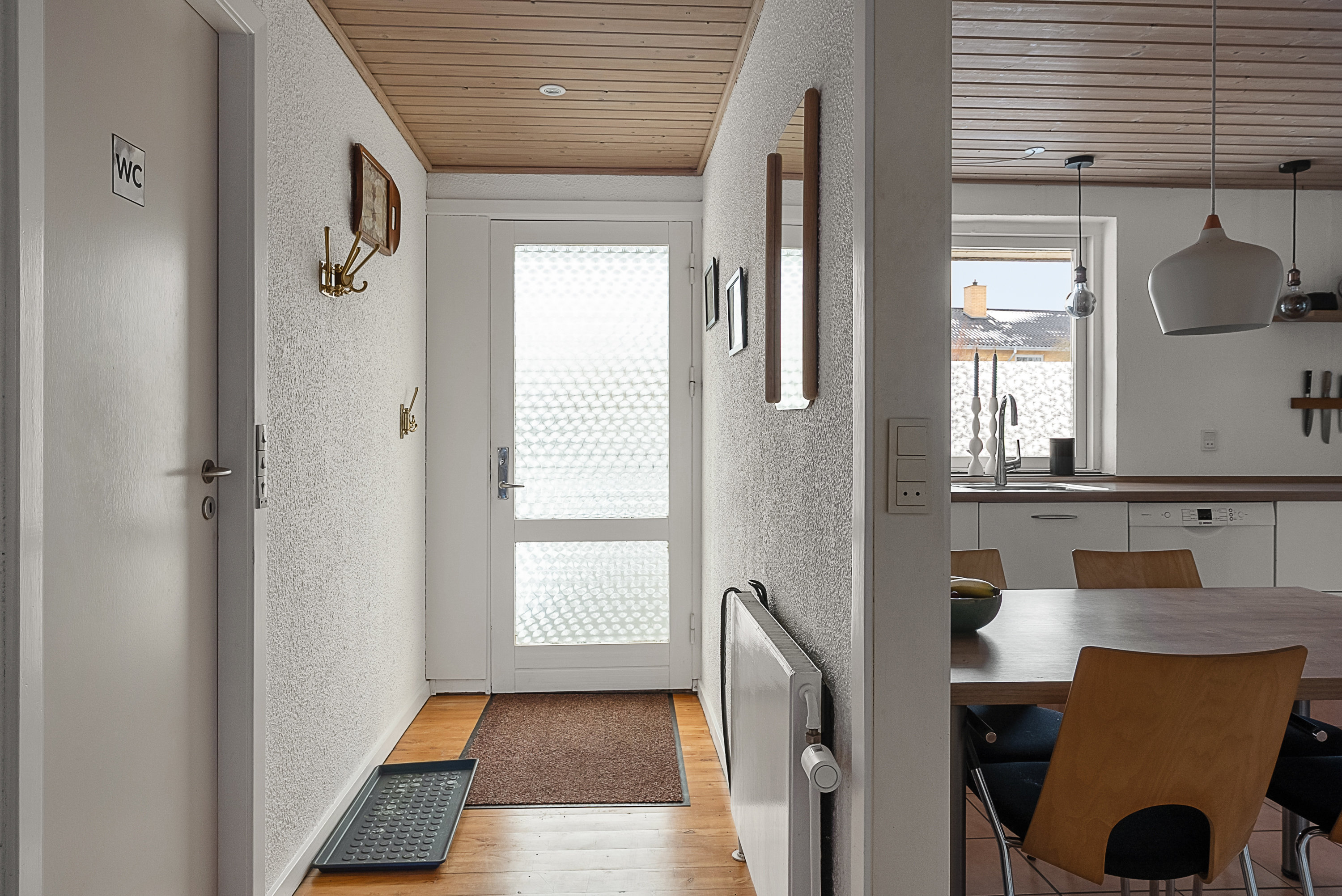 Fremhævet gang billede i fuldskærmstilstand. Billede af Vinkelvej 8, Brobyværk, 5672 Broby