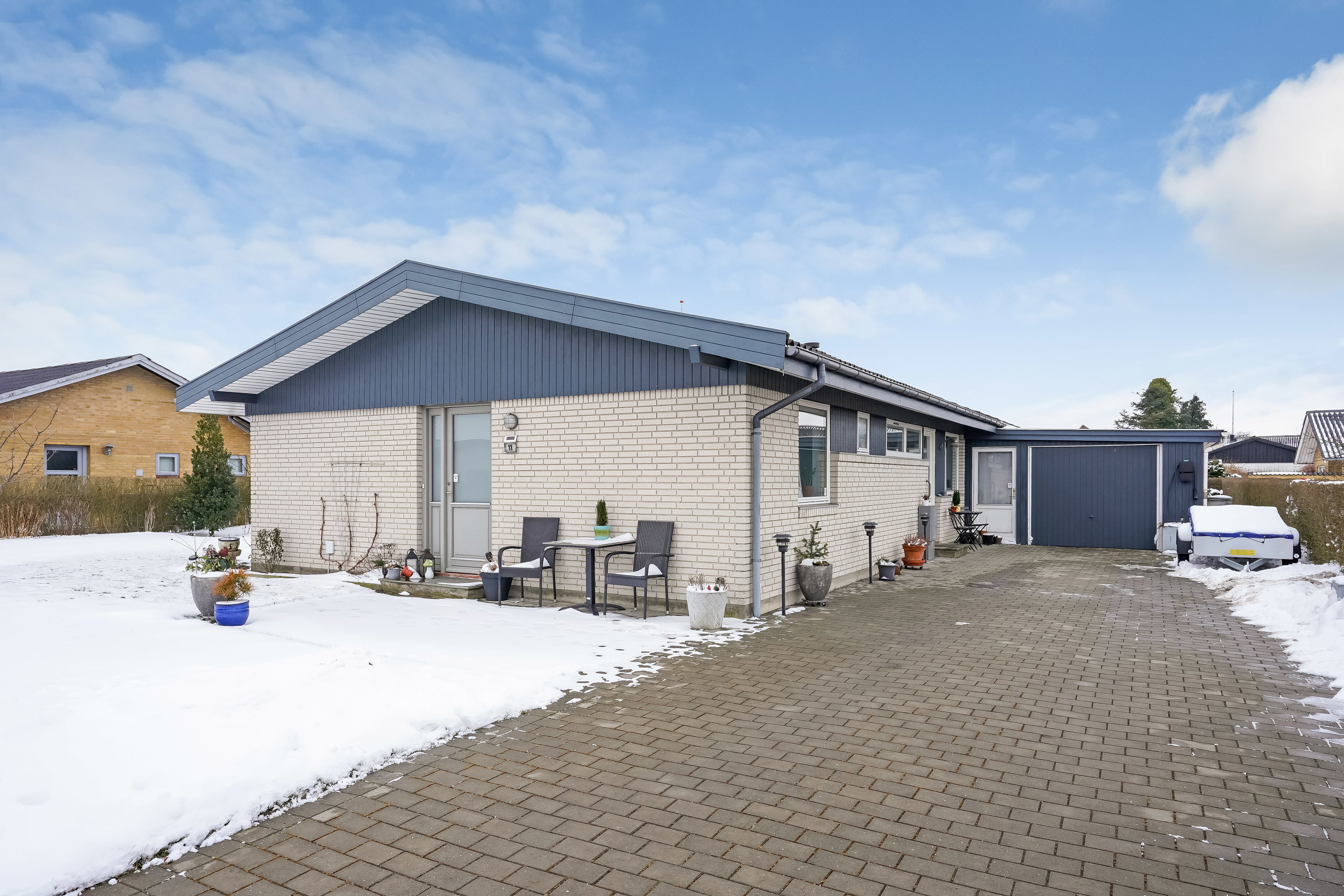 Fremhævet ejendommen billede i fuldskærmstilstand. Billede af Åparken 11, 7171 Uldum