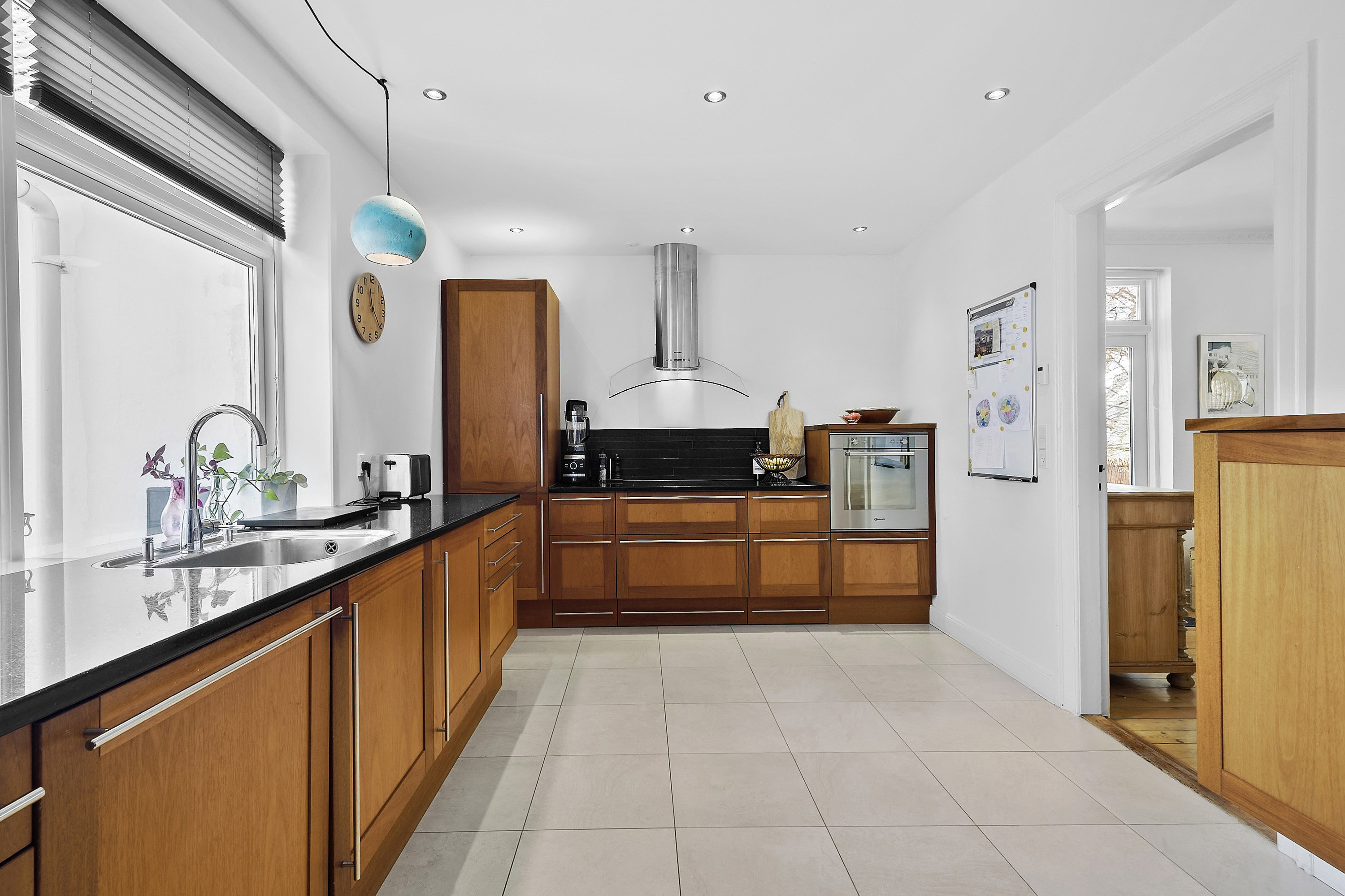 Fremhævet køkken billede i fuldskærmstilstand. Billede af Veggerbyvej 116, Veggerby, 9240 Nibe