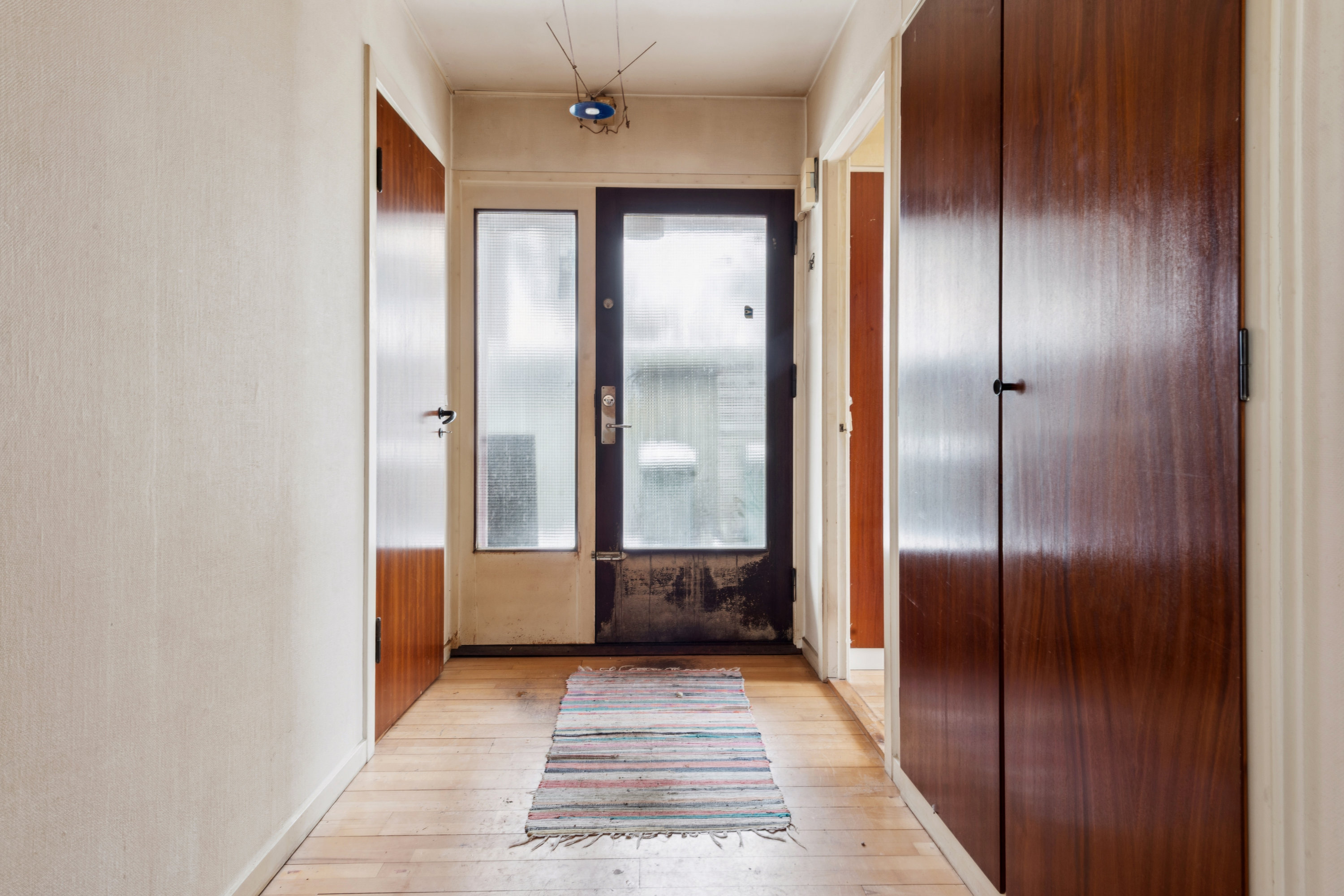 Fremhævet gang billede i fuldskærmstilstand. Billede af Ny Mæglergårds Allé 29, 2660 Brøndby Strand