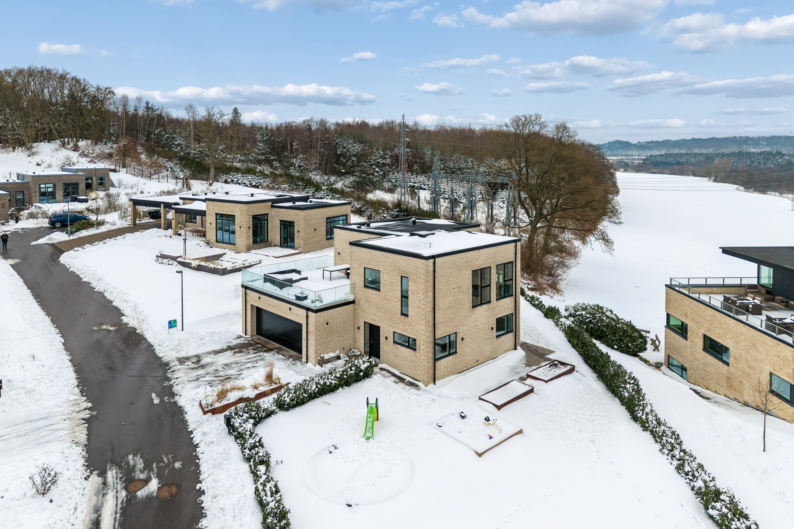 Fremhævet andet billede i fuldskærmstilstand. Billede af Haarbakken 24, 8382 Hinnerup