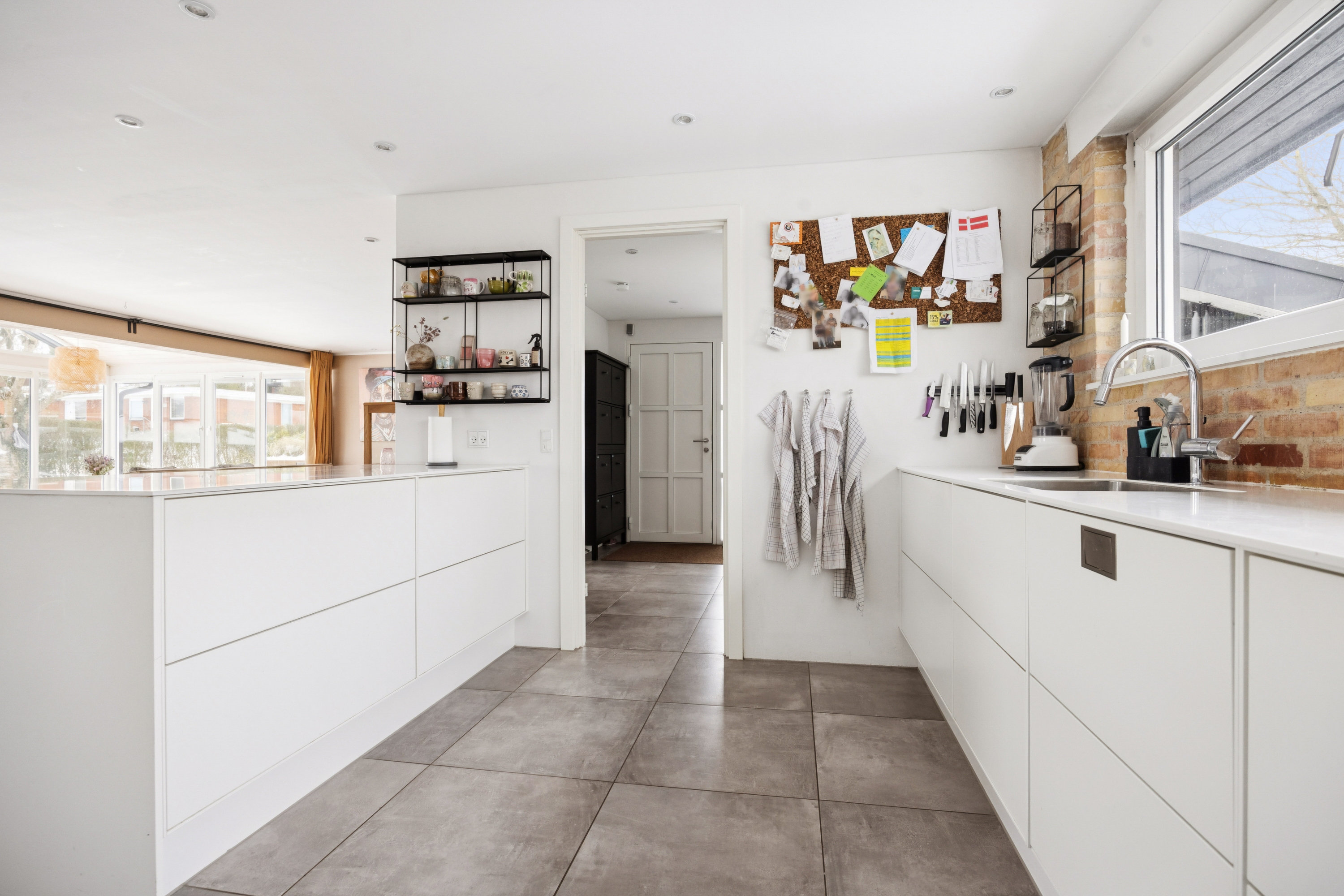 Fremhævet bryggers billede i fuldskærmstilstand. Billede af Snehvidevej 1, 9400 Nørresundby