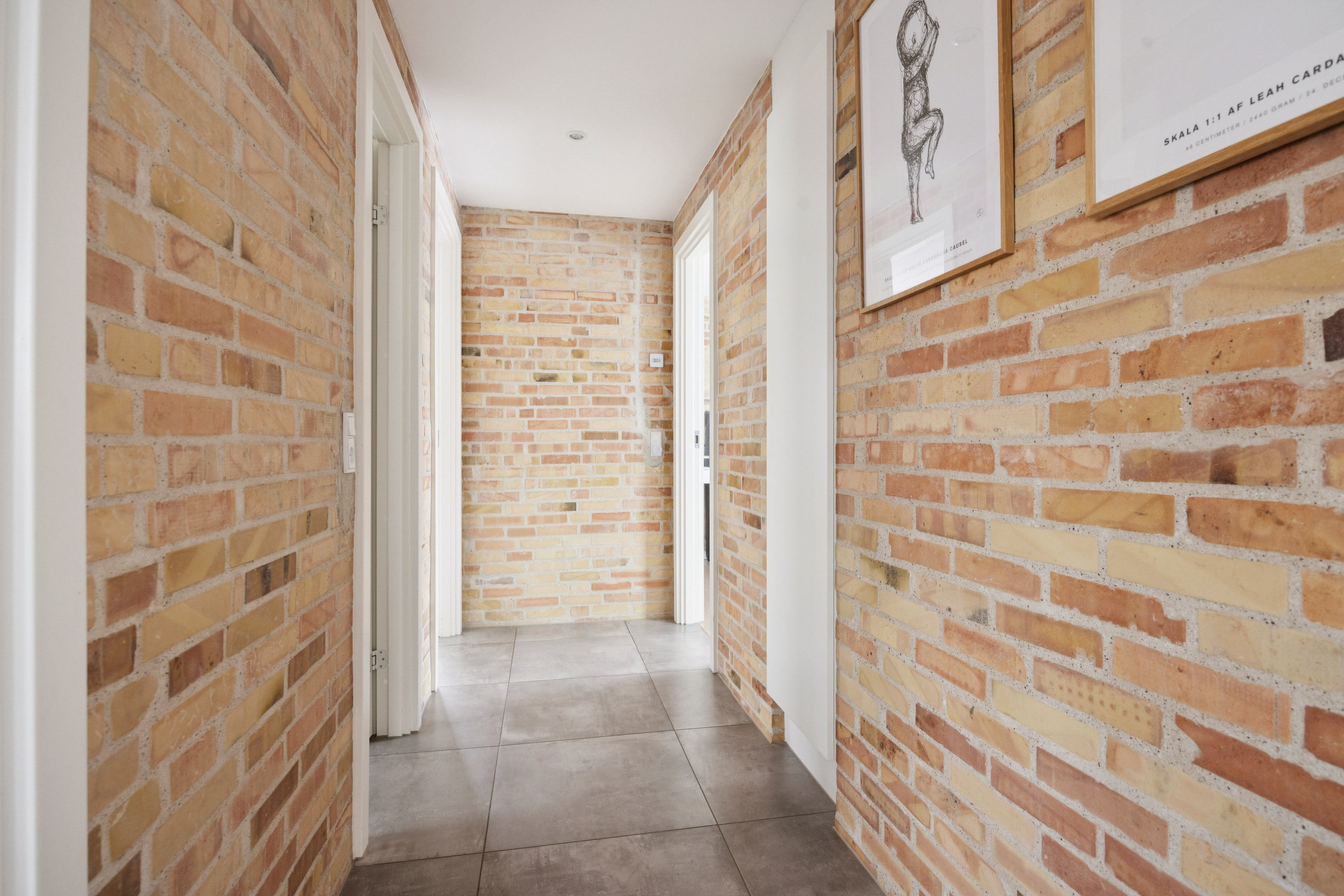 Fremhævet andet billede i fuldskærmstilstand. Billede af Snehvidevej 1, 9400 Nørresundby