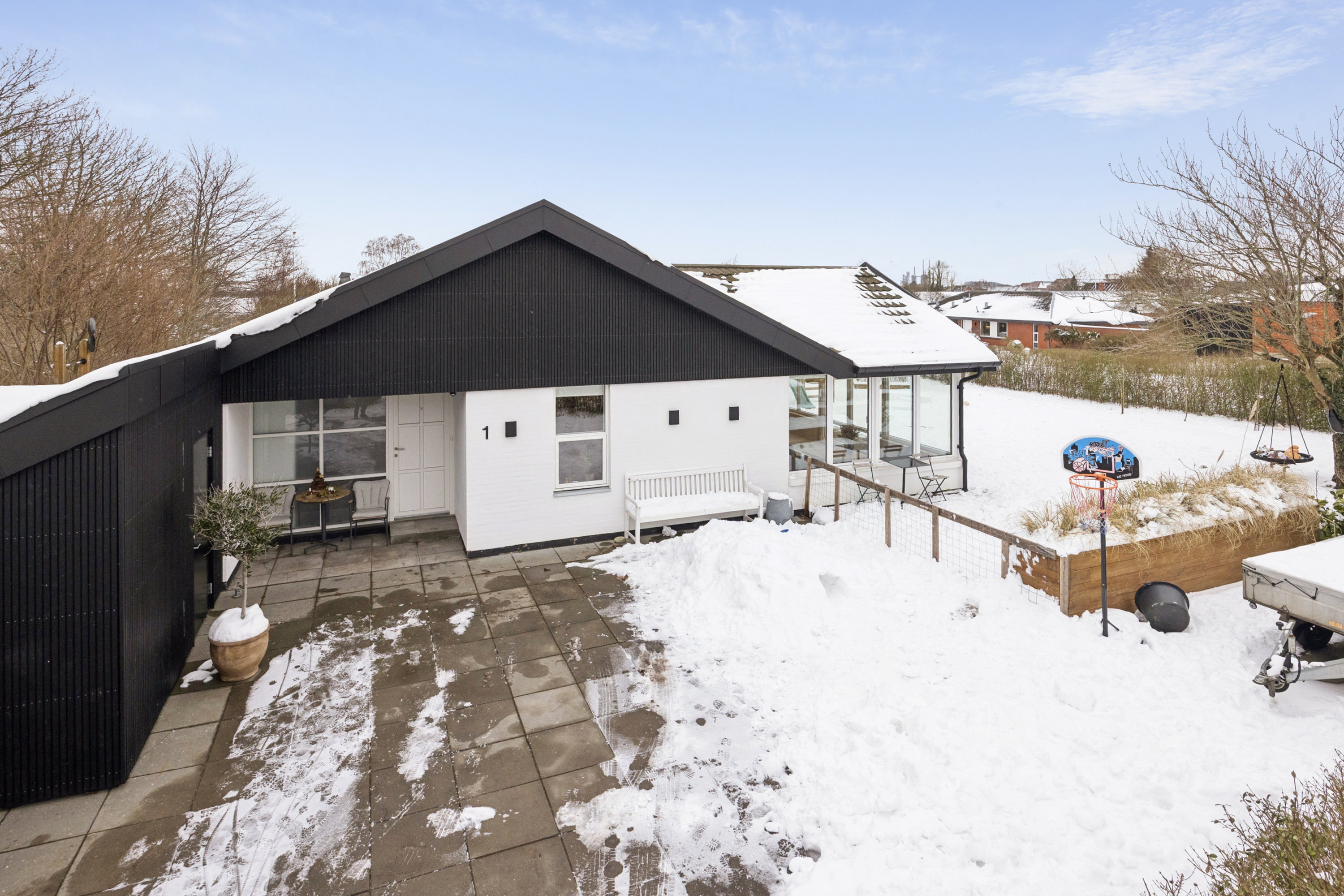 Fremhævet andet billede i fuldskærmstilstand. Billede af Snehvidevej 1, 9400 Nørresundby