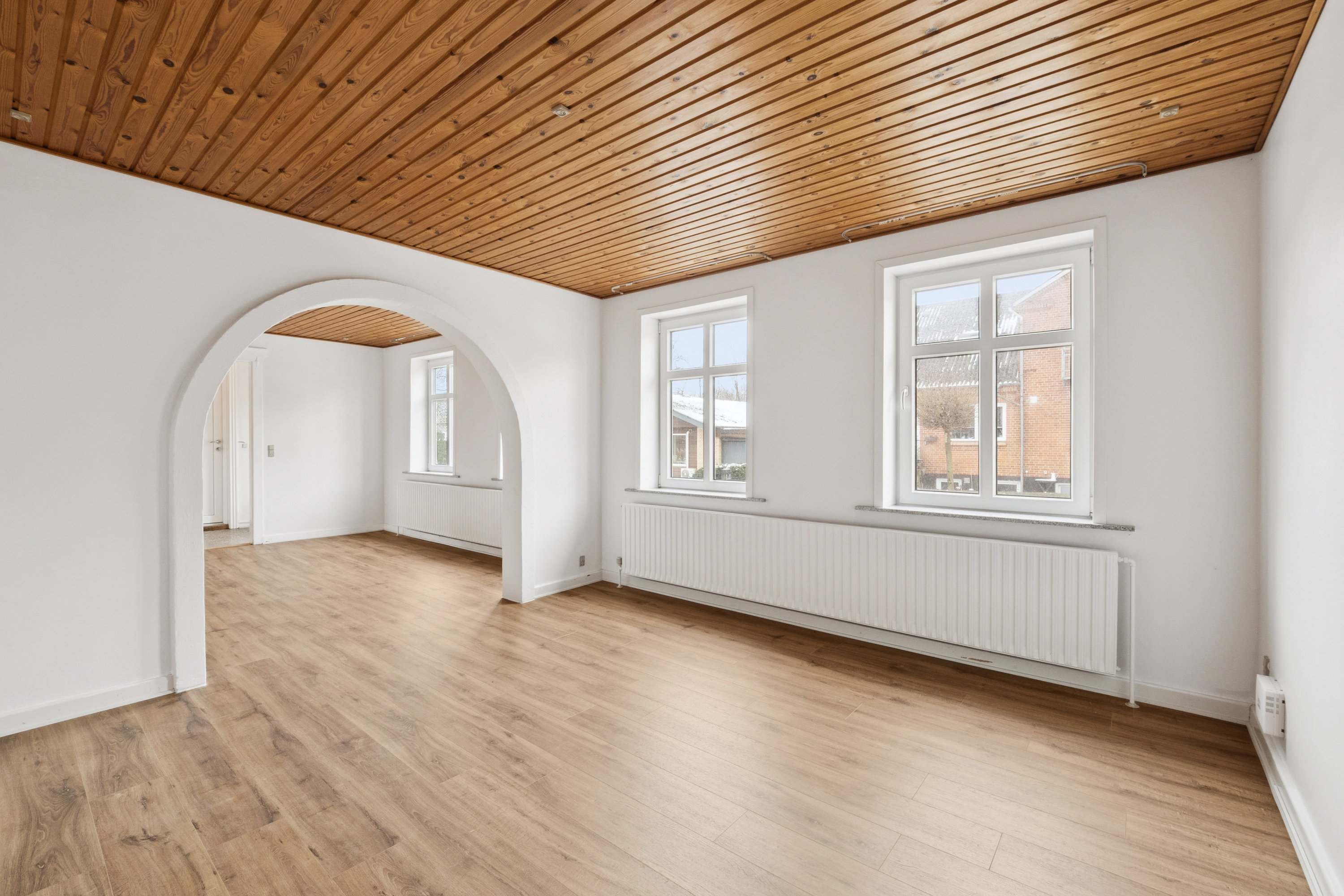 Fremhævet stue billede i fuldskærmstilstand. Billede af Bystedvej 16, Durup, 7870 Roslev